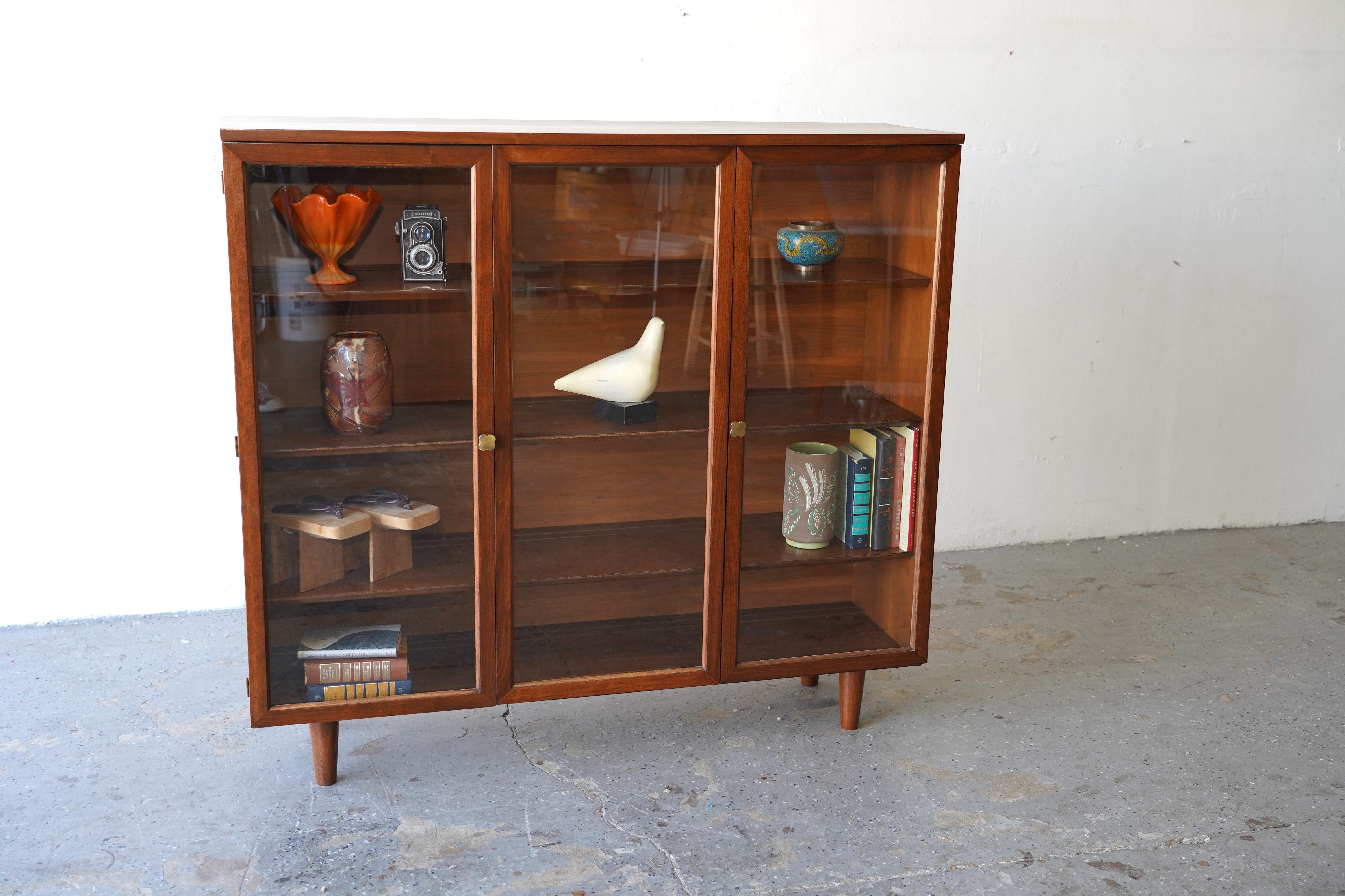 1960s Mid Century Modern Basic Witz Bookcase Display Cabinet 1
