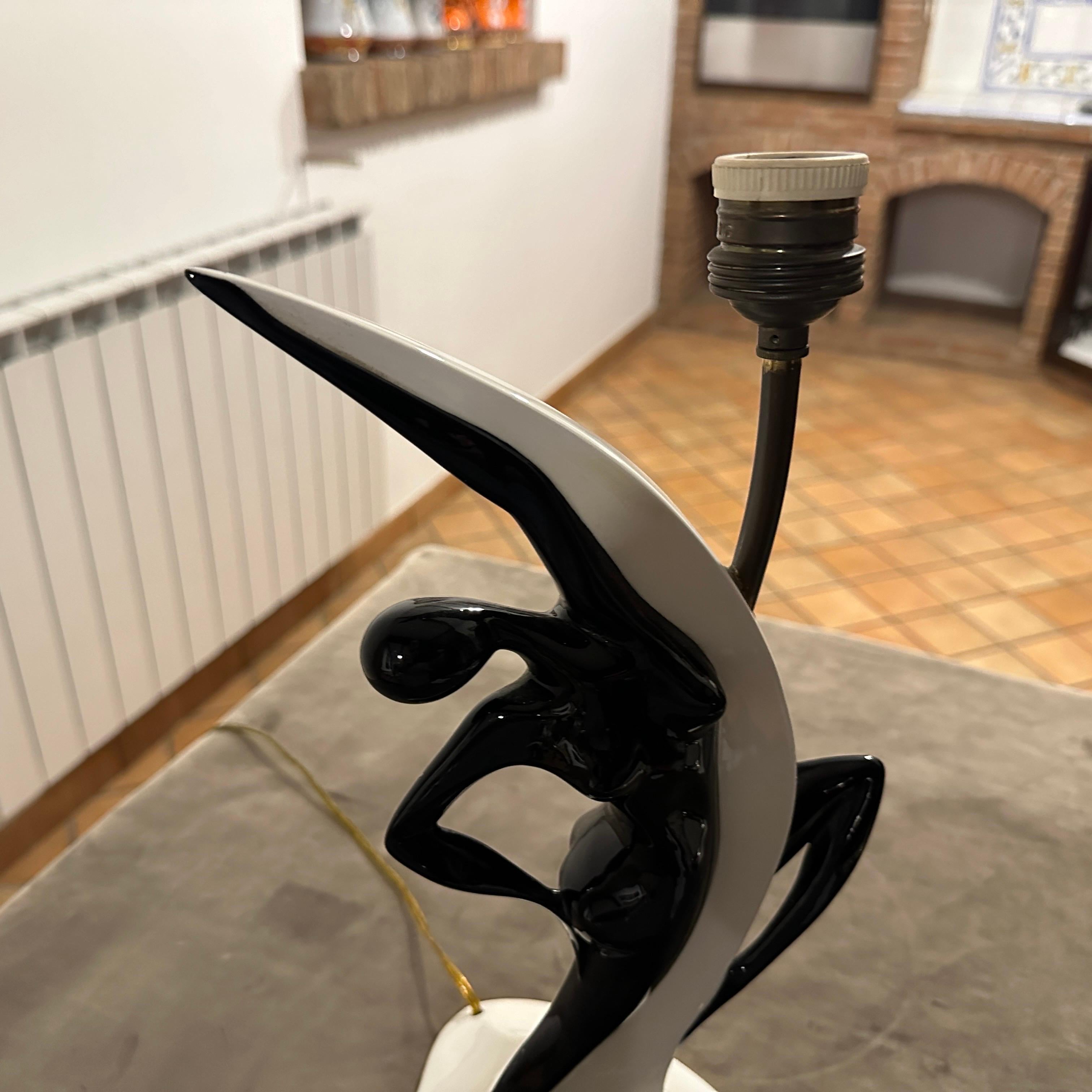 1960s Mid-Century Modern Black and White Ceramic Table Lamp by Italo Casini For Sale 6