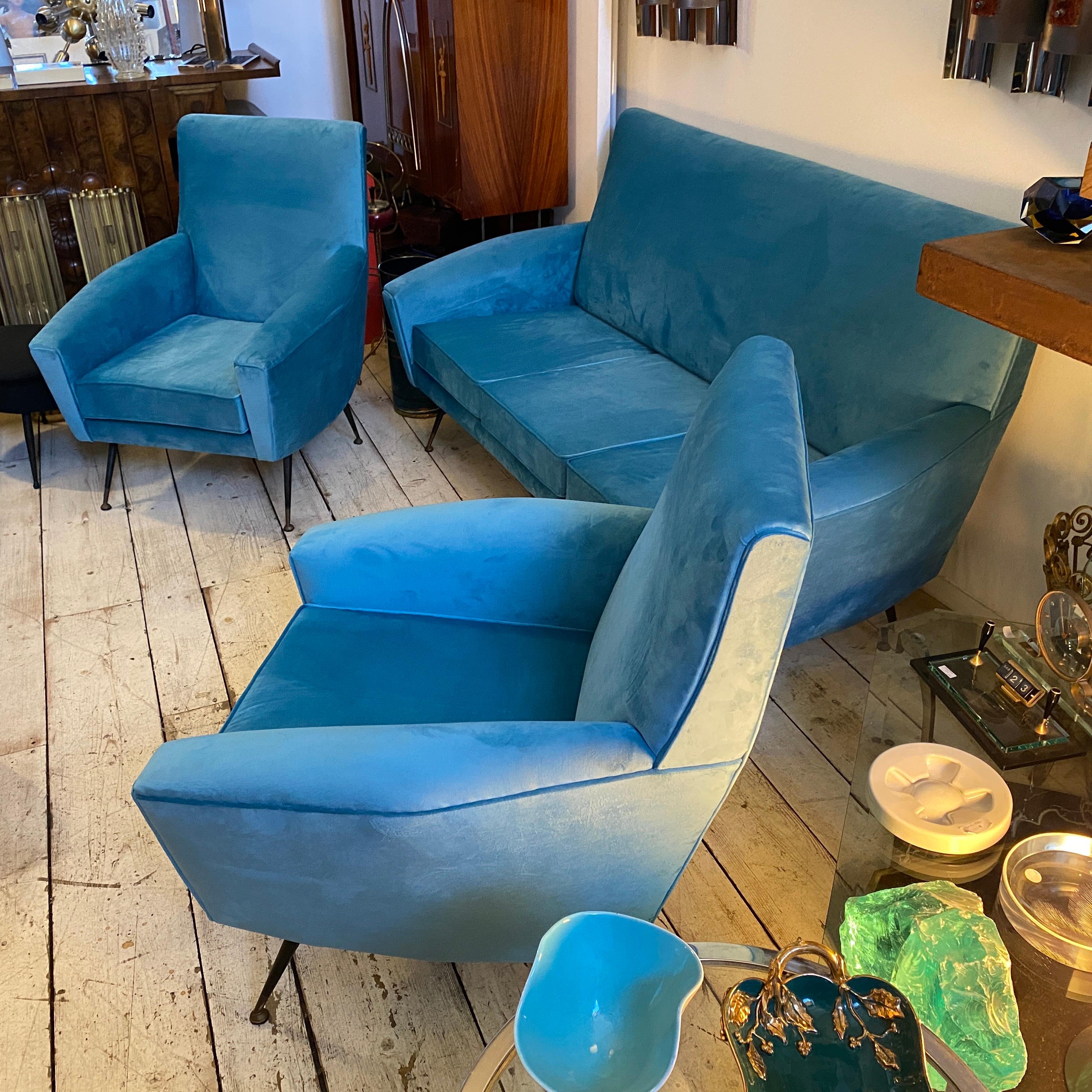 1960s Mid-Century Modern Blue Velvet and Brass Italian Sofa and two Armchairs 5