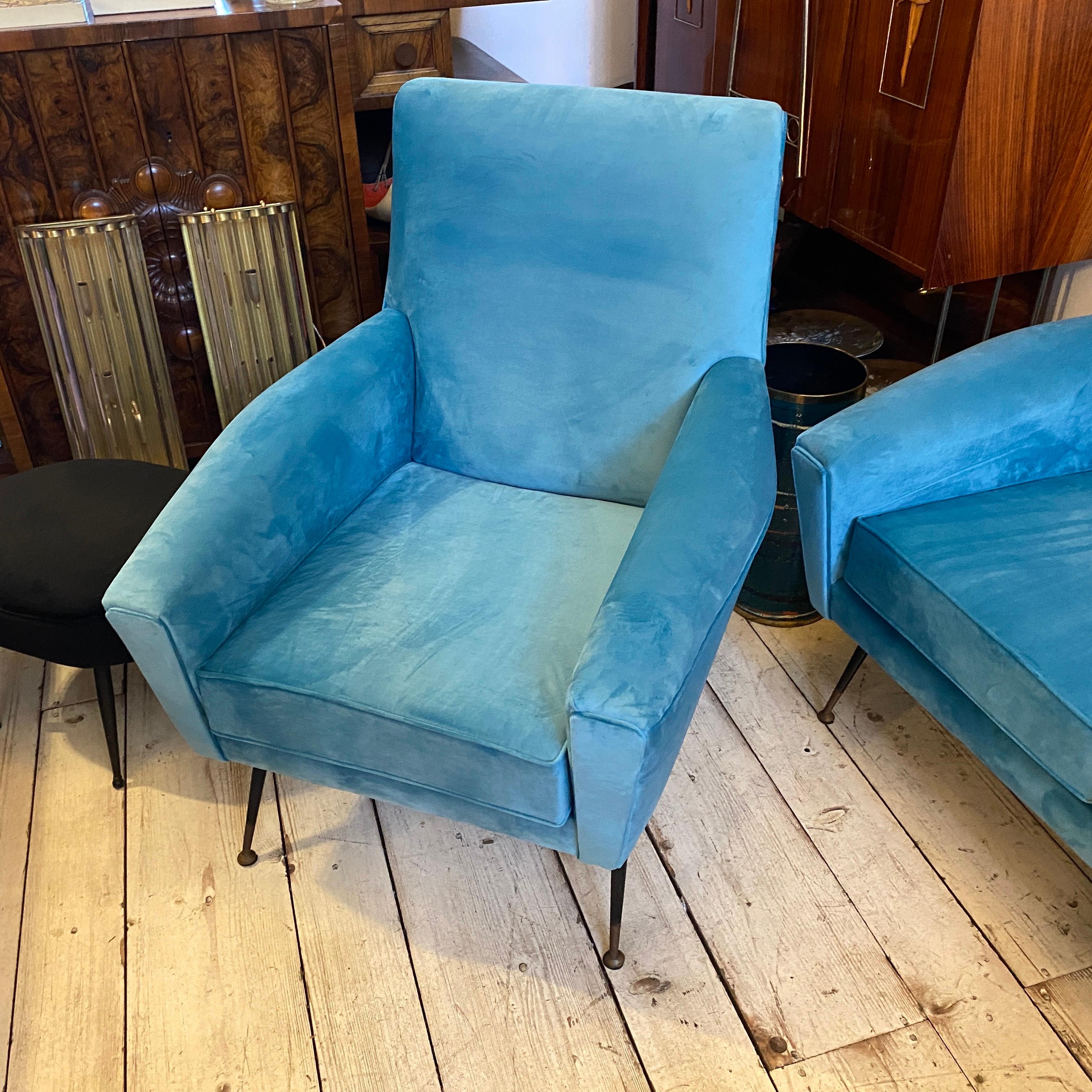 1960s Mid-Century Modern Blue Velvet and Brass Italian Sofa and two Armchairs 4
