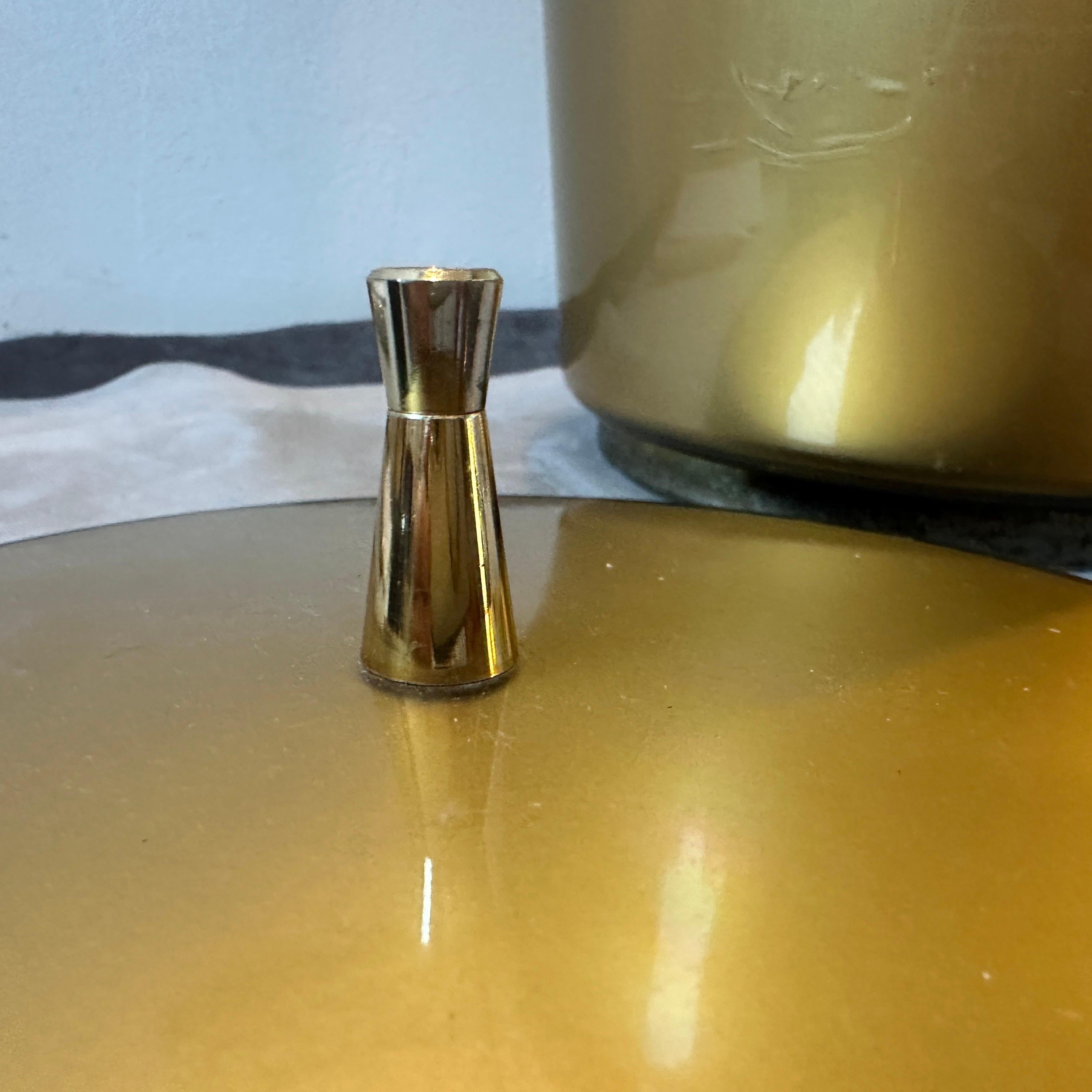1960s Mid-Century Modern Brass and Resin Ice Bucket For Sale 3