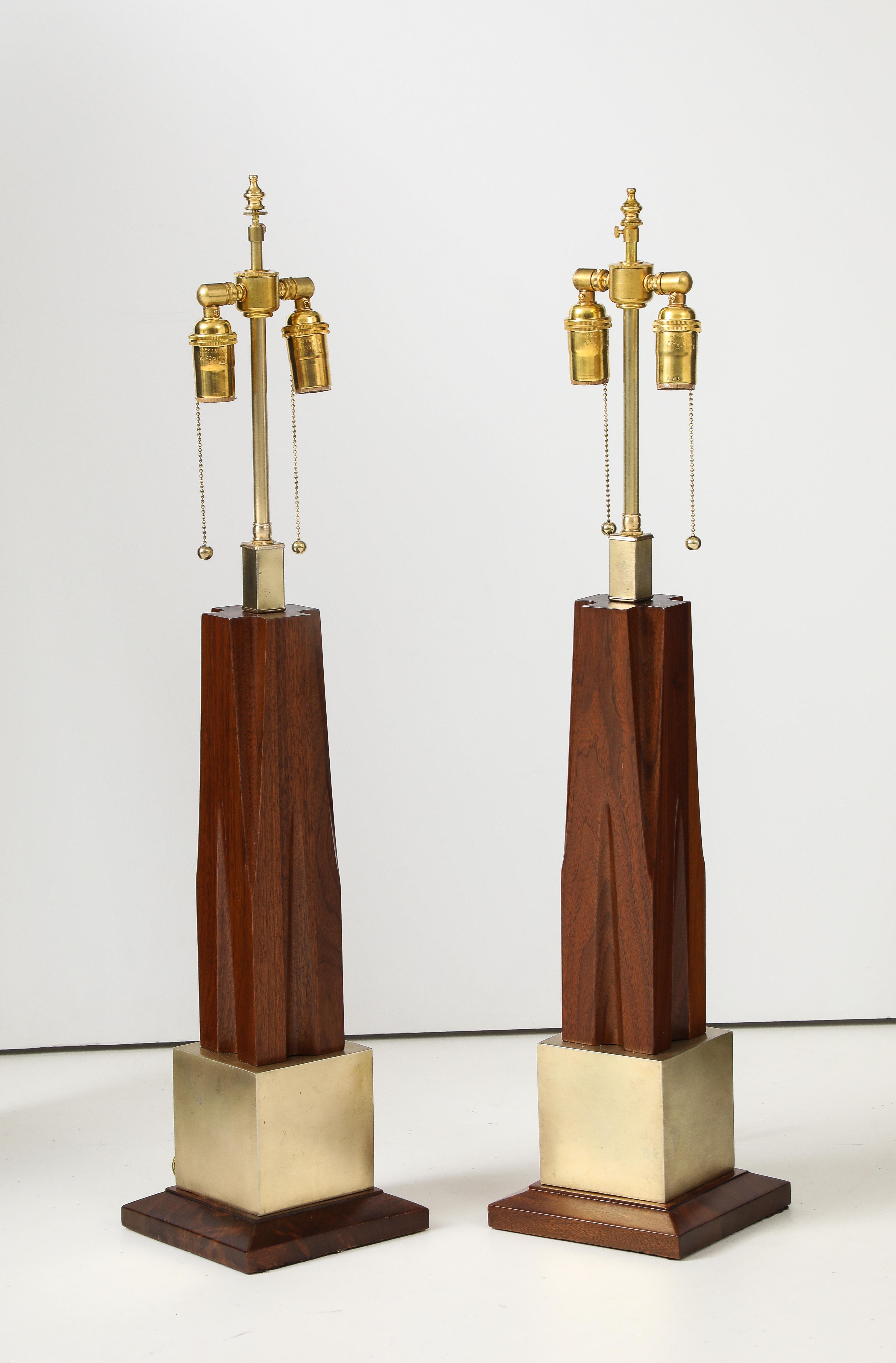 1960's Mid-Century Modern Brass And Walnut Table Lamps Attributed To Laurel For Sale 7