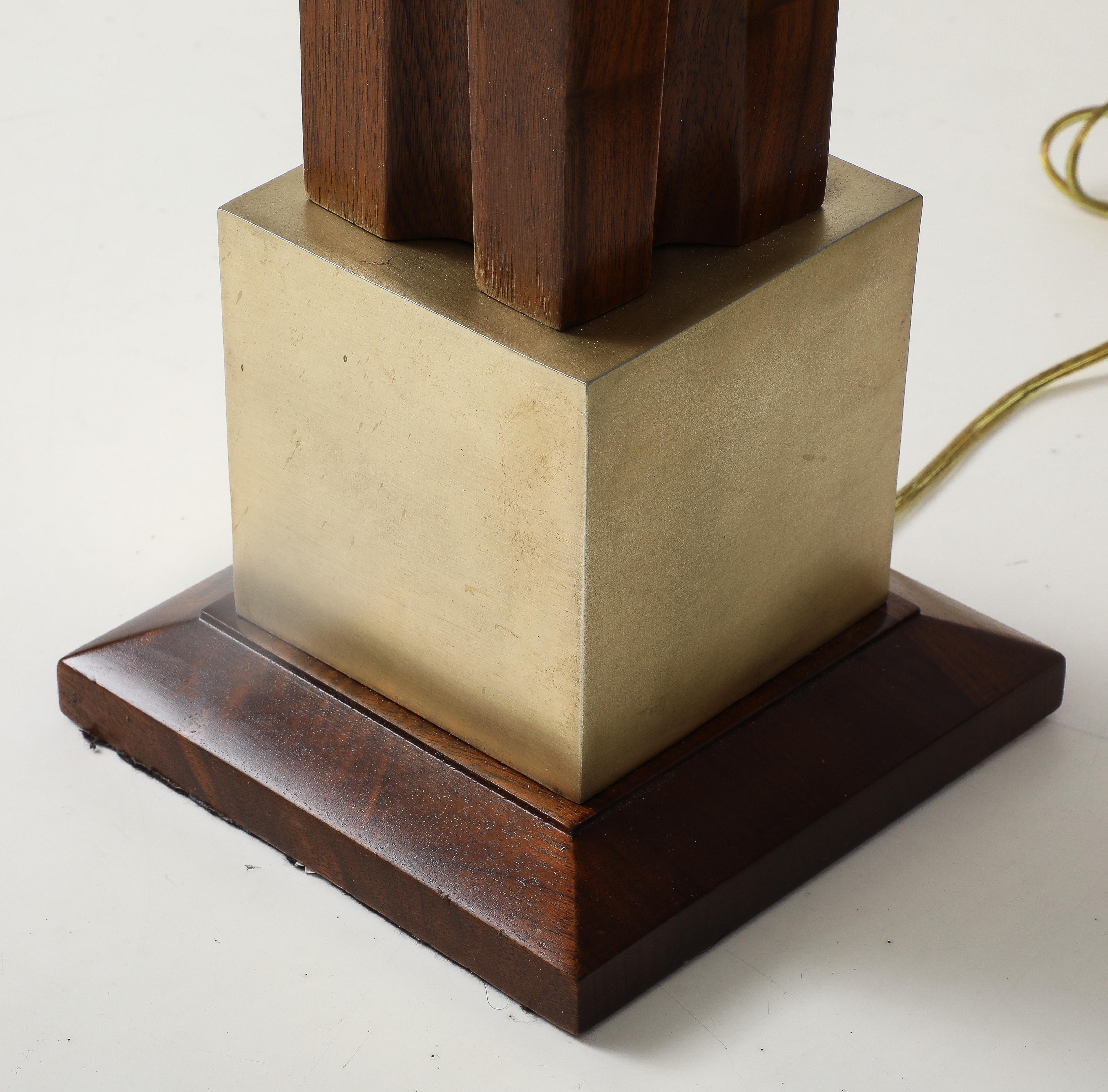 1960's Mid-Century Modern Brass And Walnut Table Lamps Attributed To Laurel In Good Condition For Sale In New York, NY