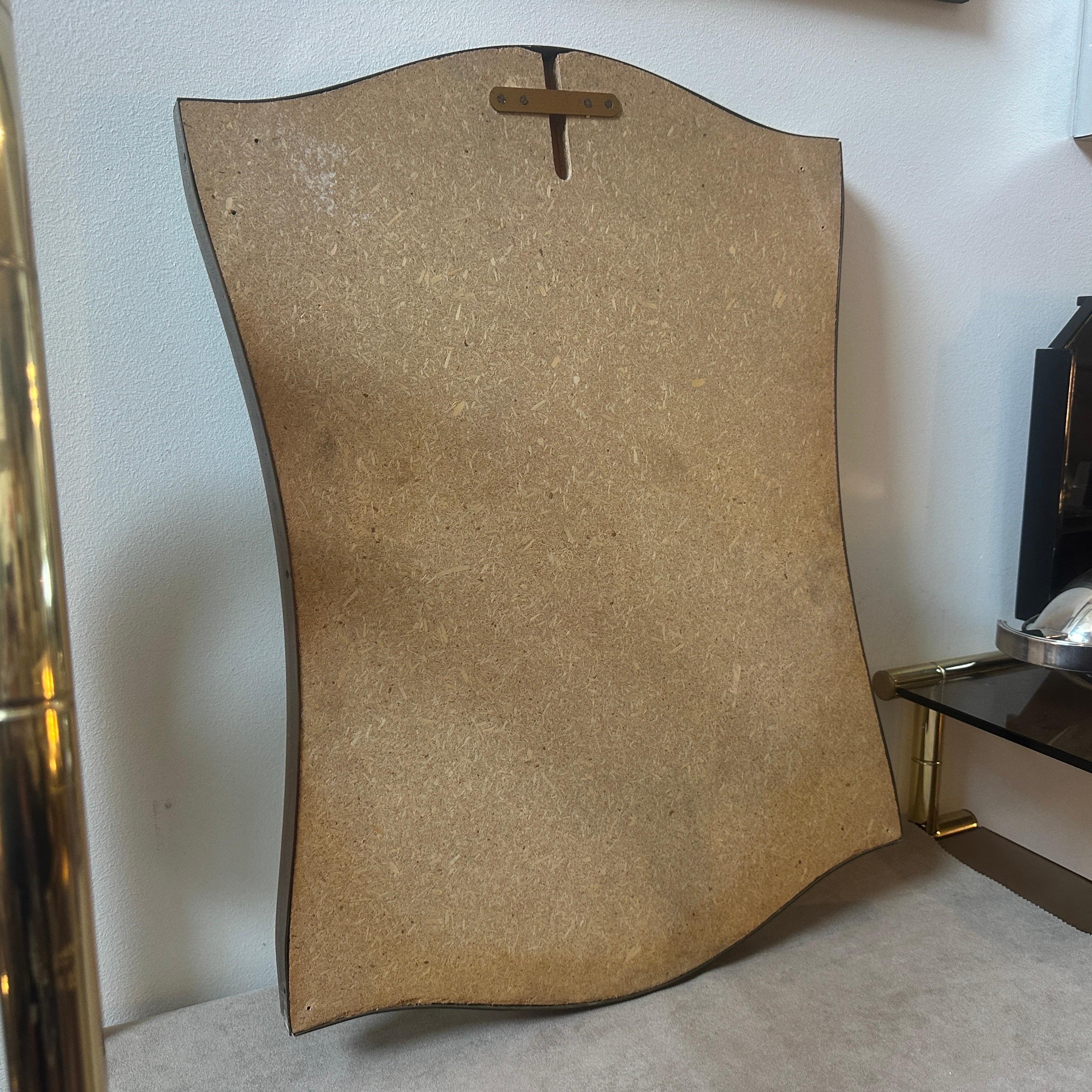 1960s Mid-century Modern Brass Italian Wall mirror in the manner of Gio Ponti For Sale 2