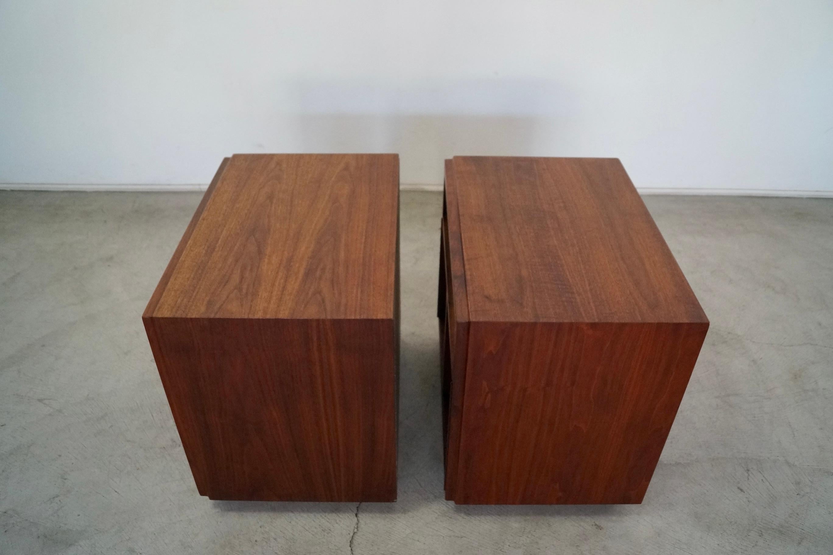 1960's Mid-Century Modern Brown Saltman Walnut Nightstands, a Pair 3