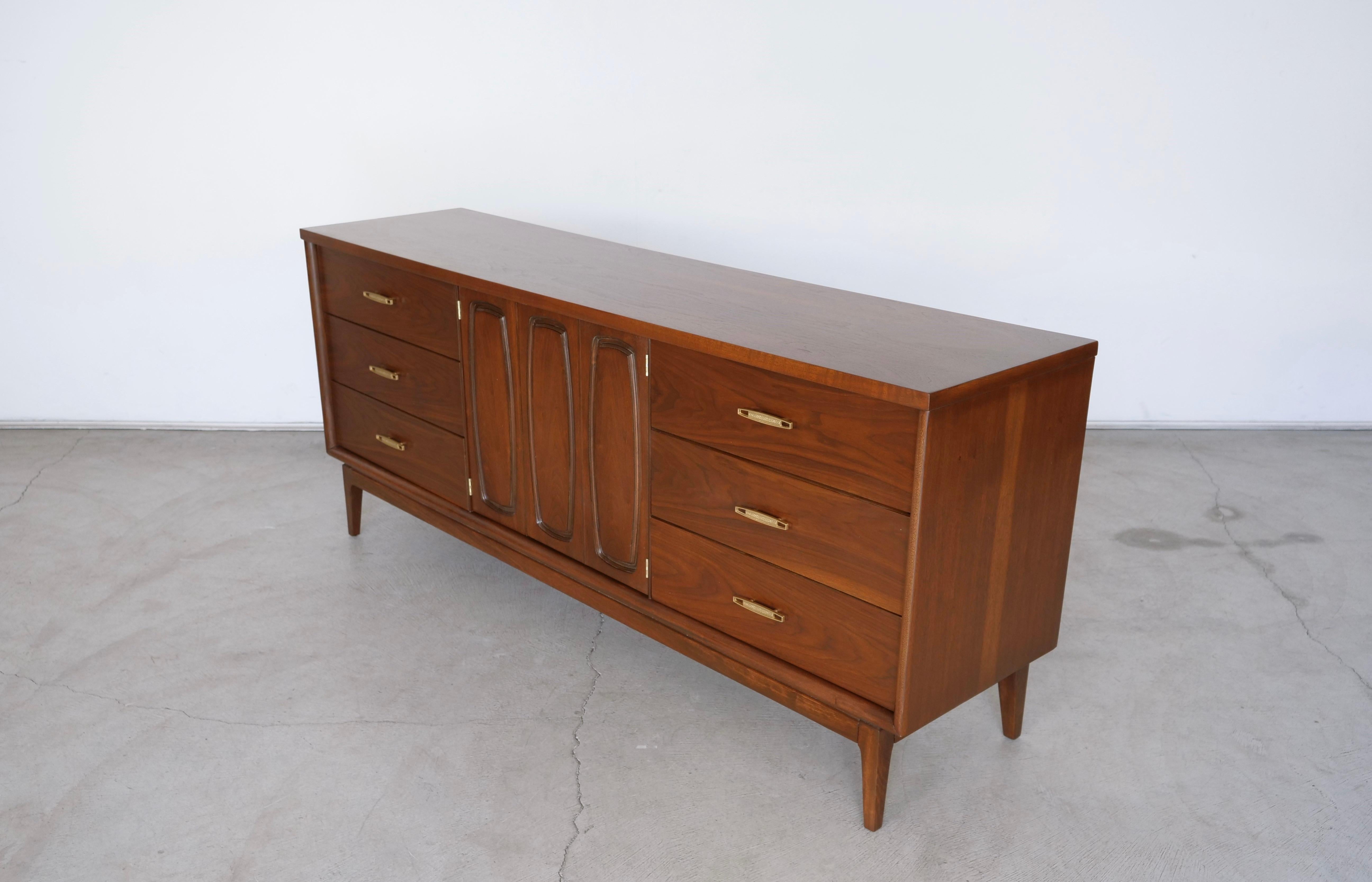 1960's Mid-Century Modern Broyhill Emphasis Dresser 1