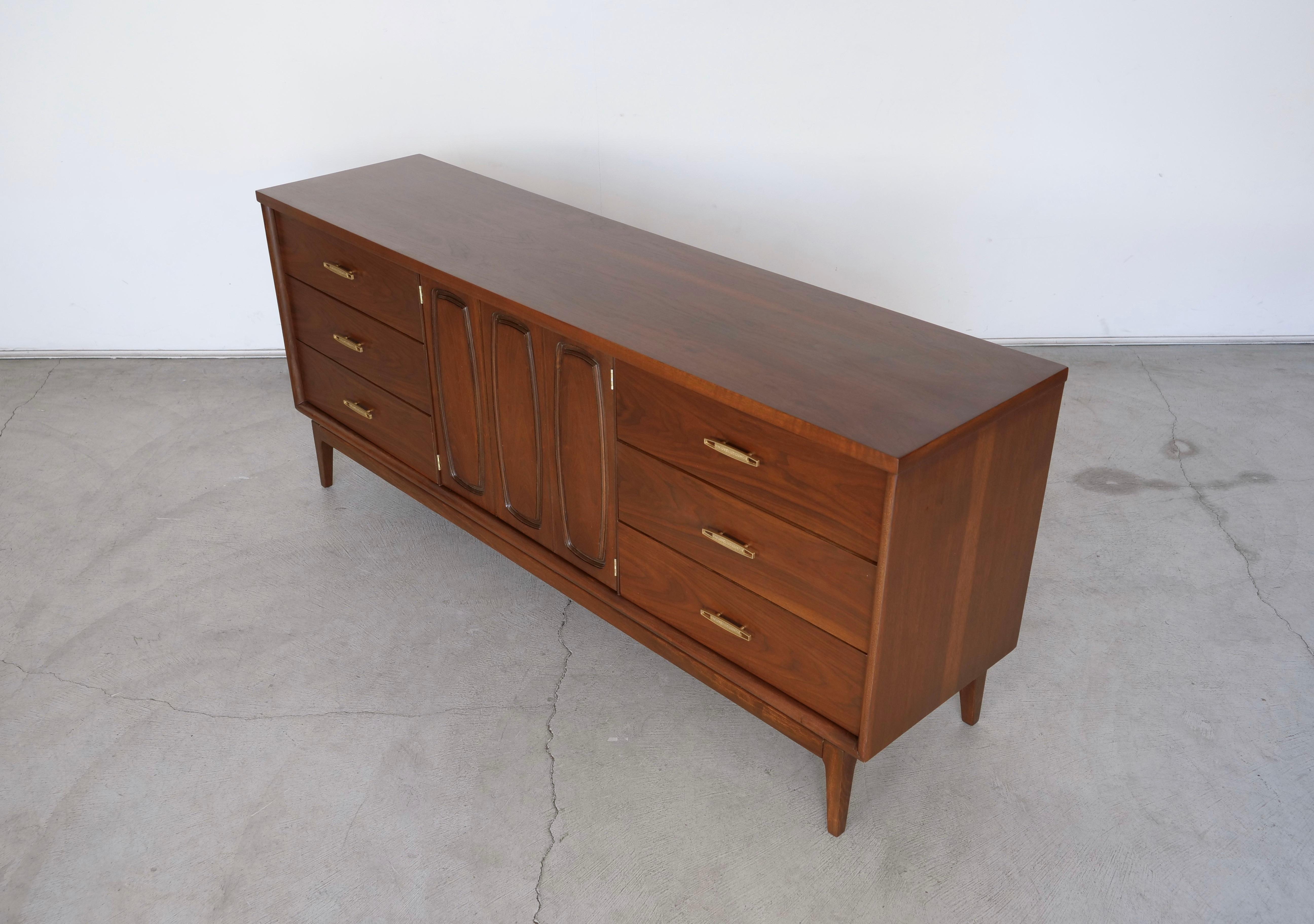1960's Mid-Century Modern Broyhill Emphasis Dresser 2