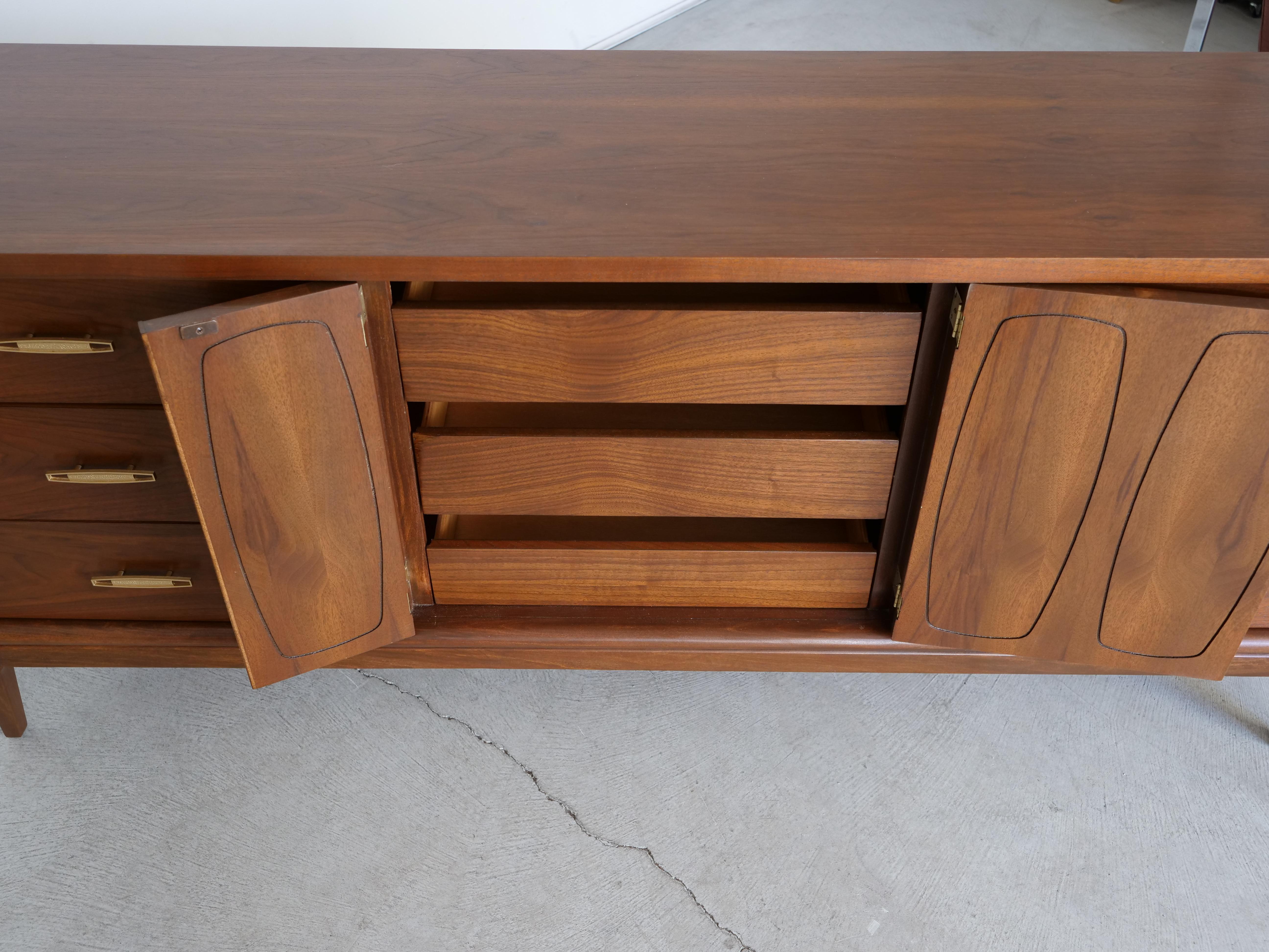 1960's Mid-Century Modern Broyhill Emphasis Dresser 6