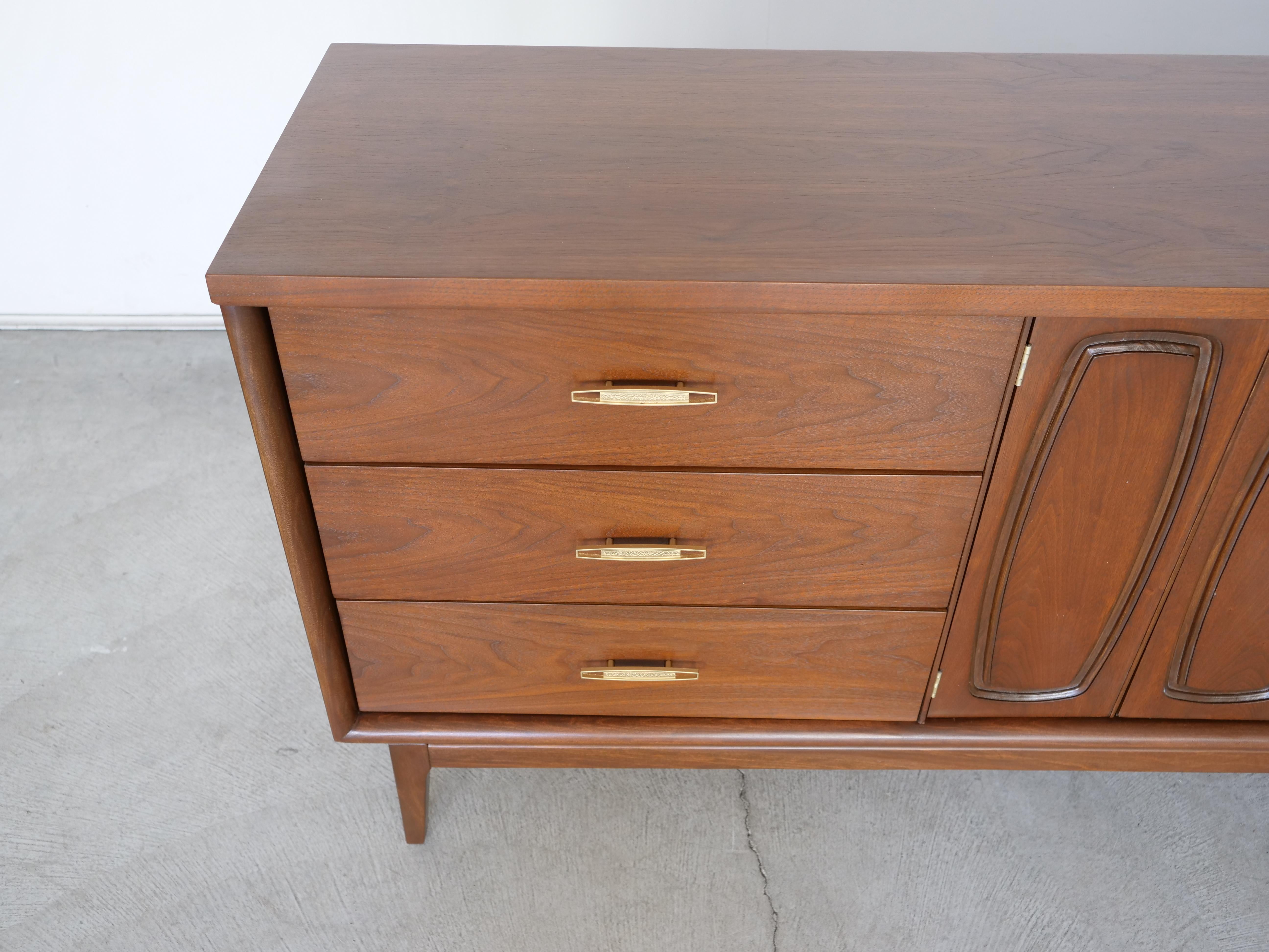 broyhill dressers