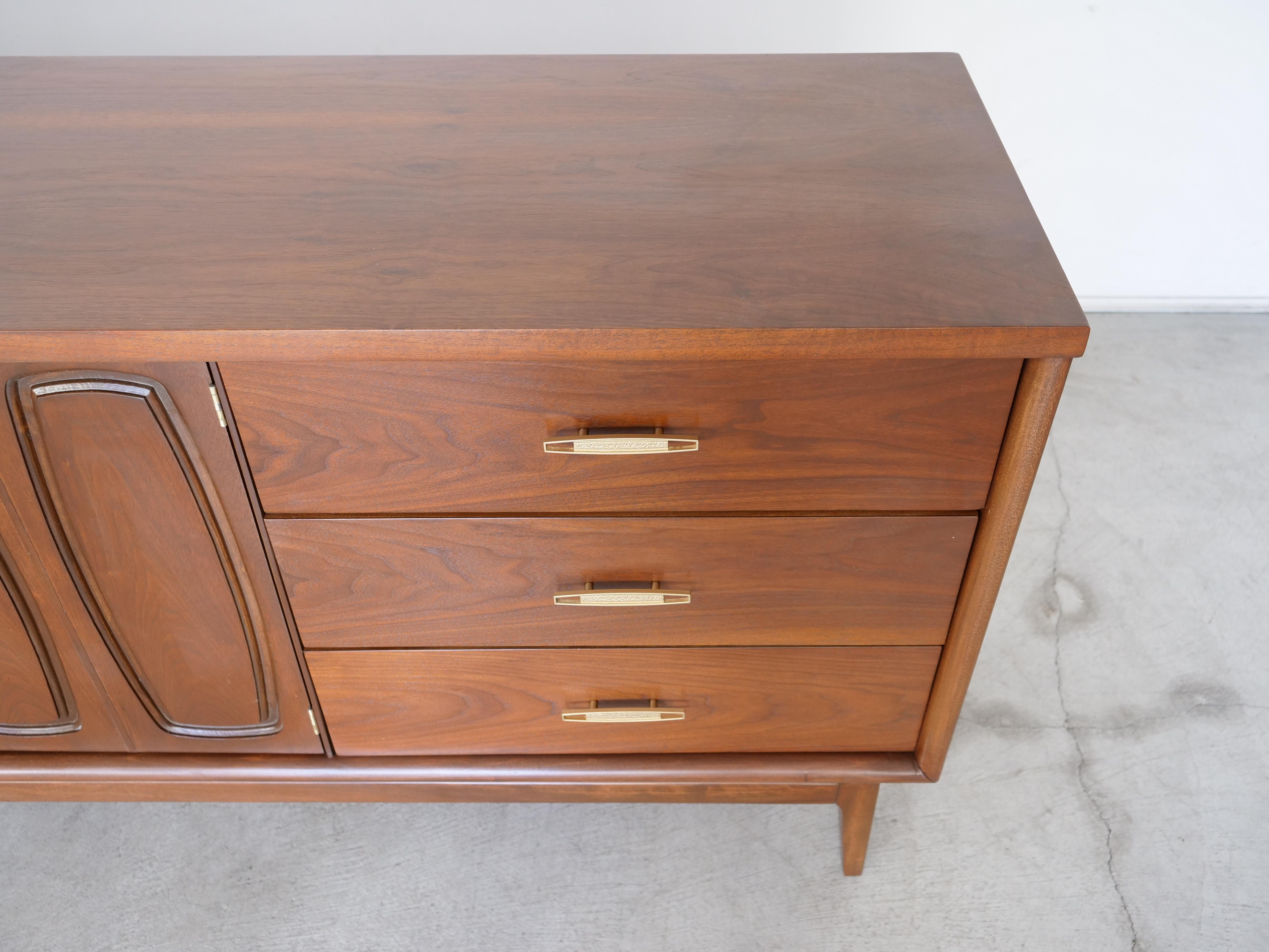 broyhill emphasis tallboy