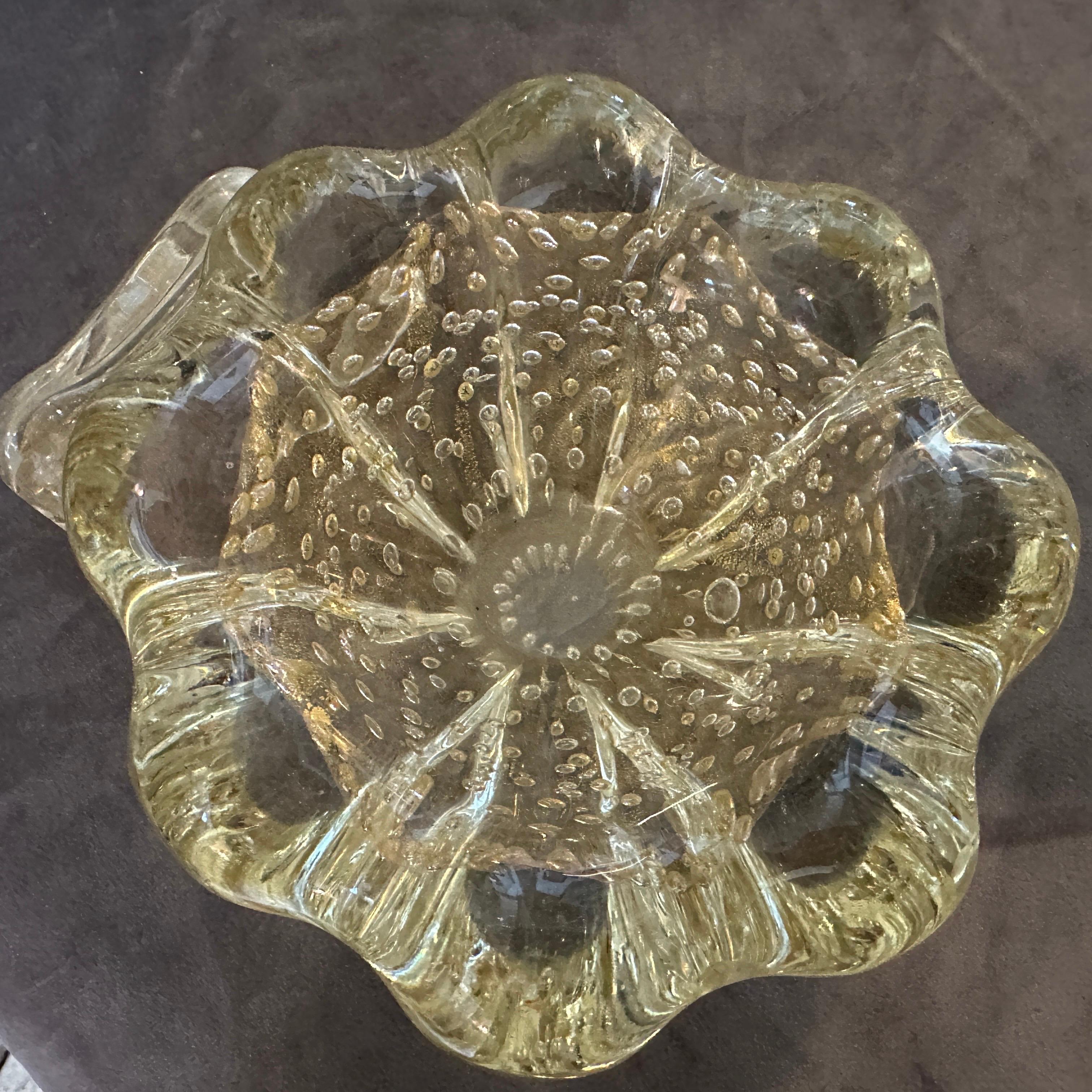 1960er Jahre Mid-Century Modern Bullicante Murano Glas Aschenbecher von Barovier (20. Jahrhundert) im Angebot