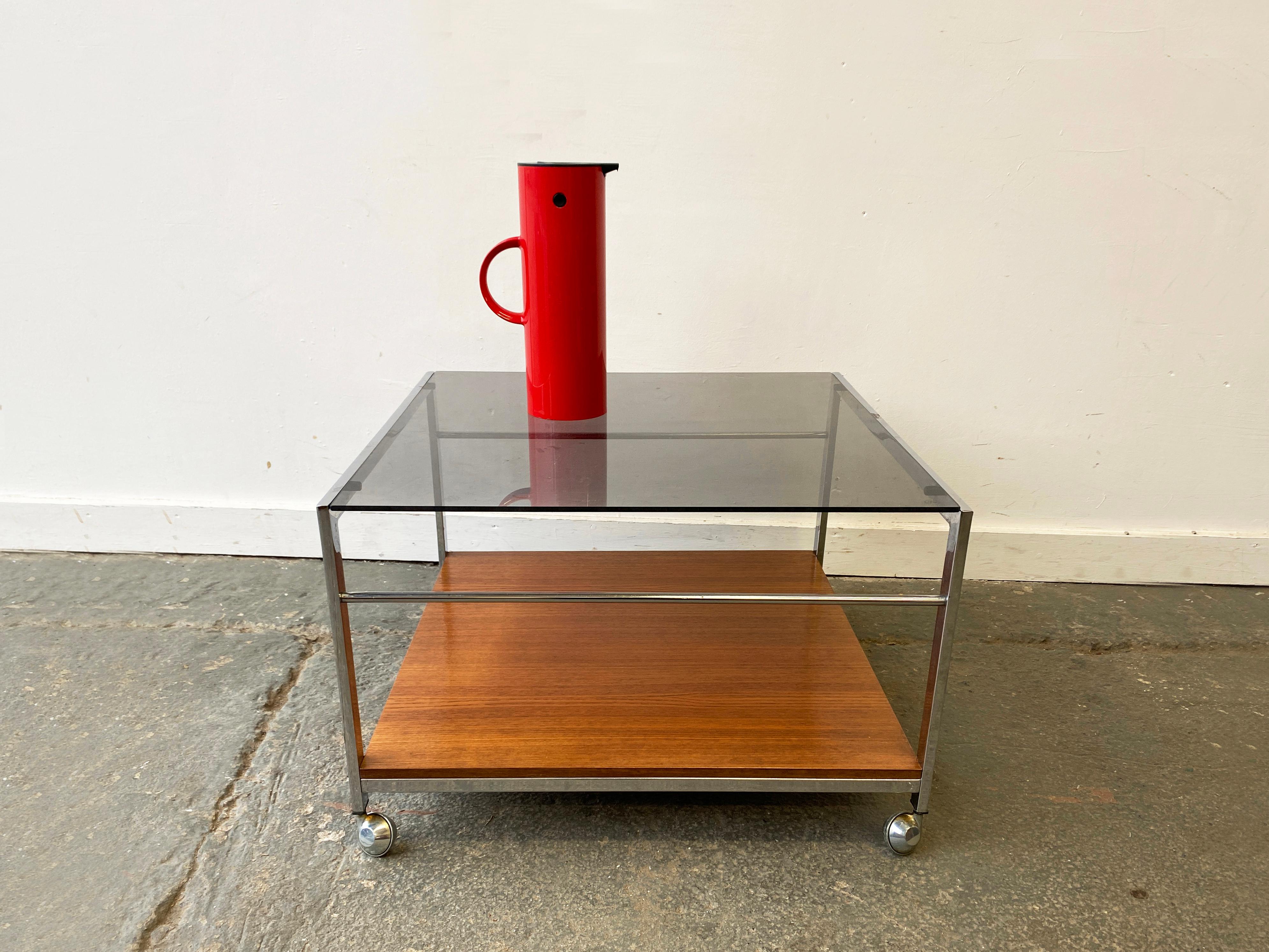 Mid-Century Modern Table basse des années 1960 de style The Moderns pour MY MODERN par A Miller en vente