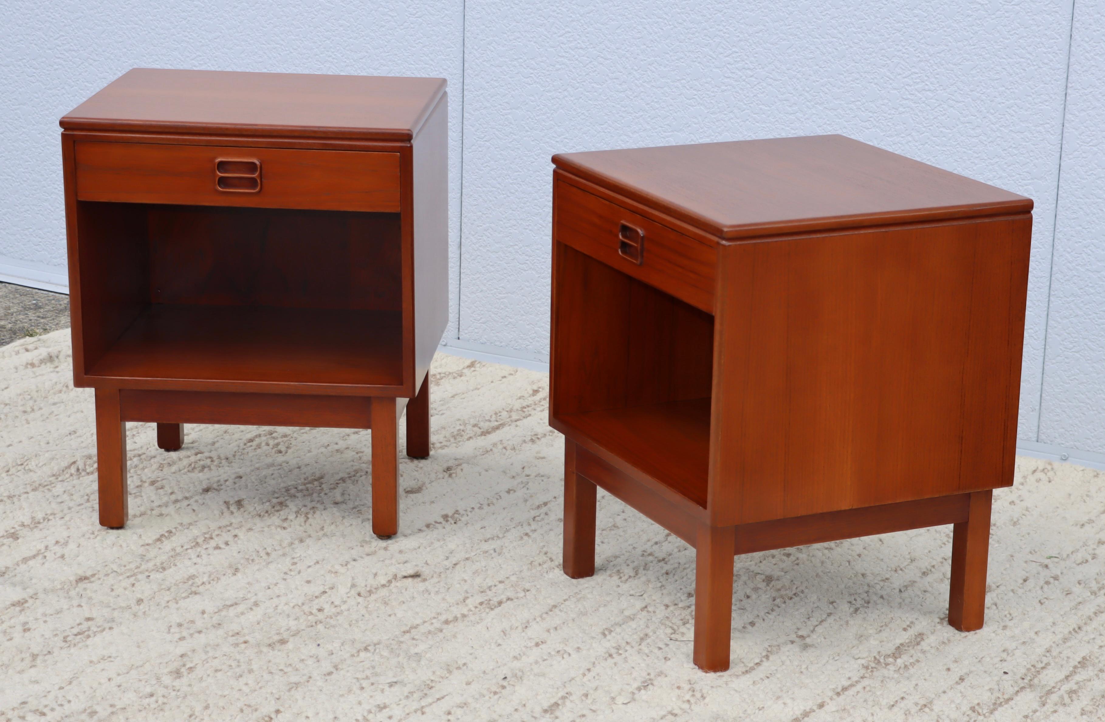 1960s Mid-Century Modern Danish Teak Night Stands  In Good Condition For Sale In New York, NY