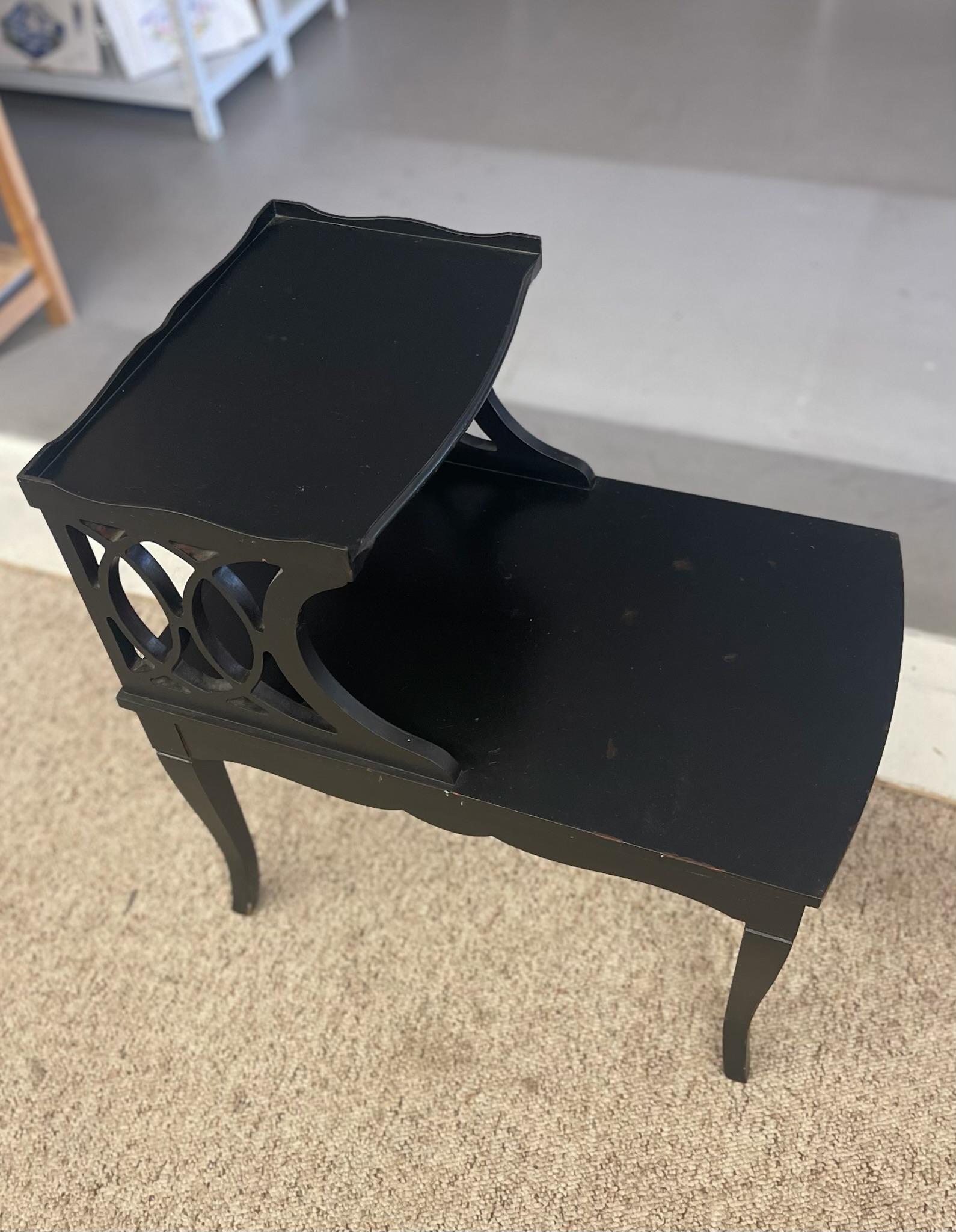 1960s Mid-Century Modern Ebonized Coffee Table von Lane's mit konischen Beinen. (Mitte des 20. Jahrhunderts) im Angebot