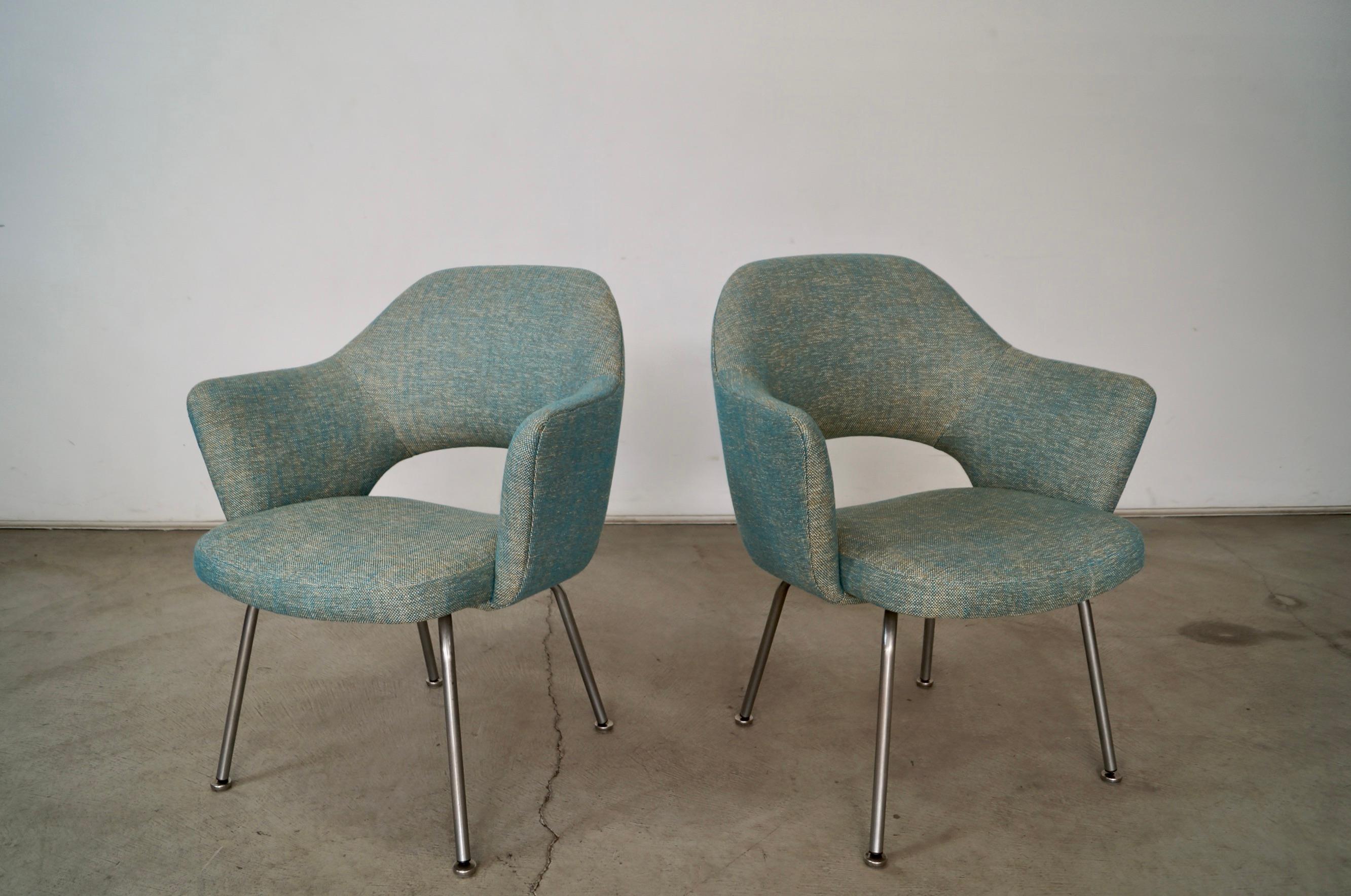 Poltrone direzionali di Eero Saarinen per Knoll, metà del secolo scorso - una coppia In condizioni buone in vendita a Burbank, CA