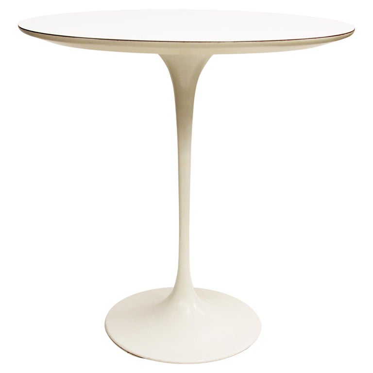 1960''s Mid Century Modern Eero Saarinen Pedestal Side End Table by