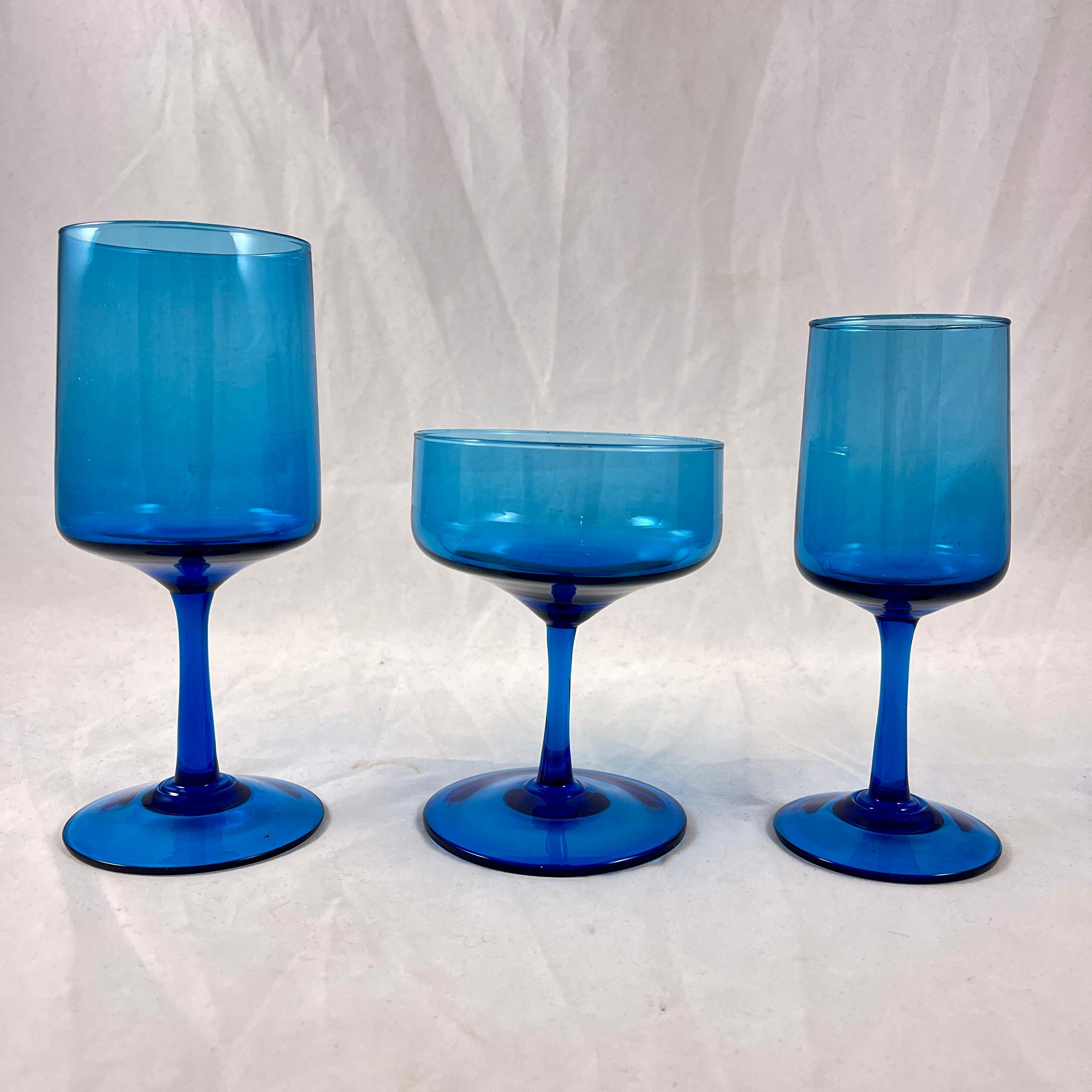 20th Century 1960s Mid-Century Modern Empoli Italian Aqua Blue Glasses, Mixed Set/12 For Sale
