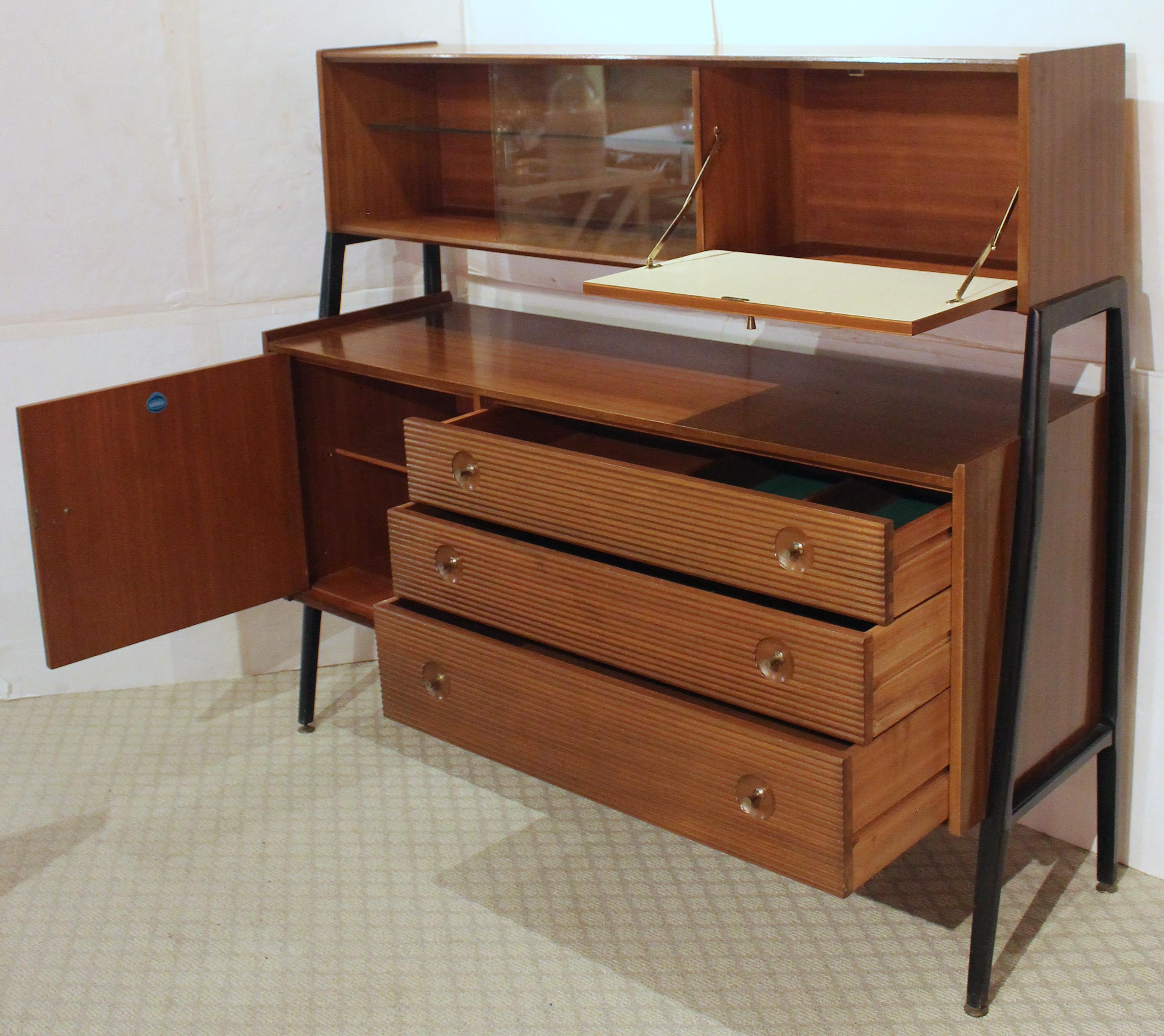 1960s Mid Century Modern Inglés 2-Tier Hutch Aparador Credenza by Nathan Moderno de mediados de siglo en venta