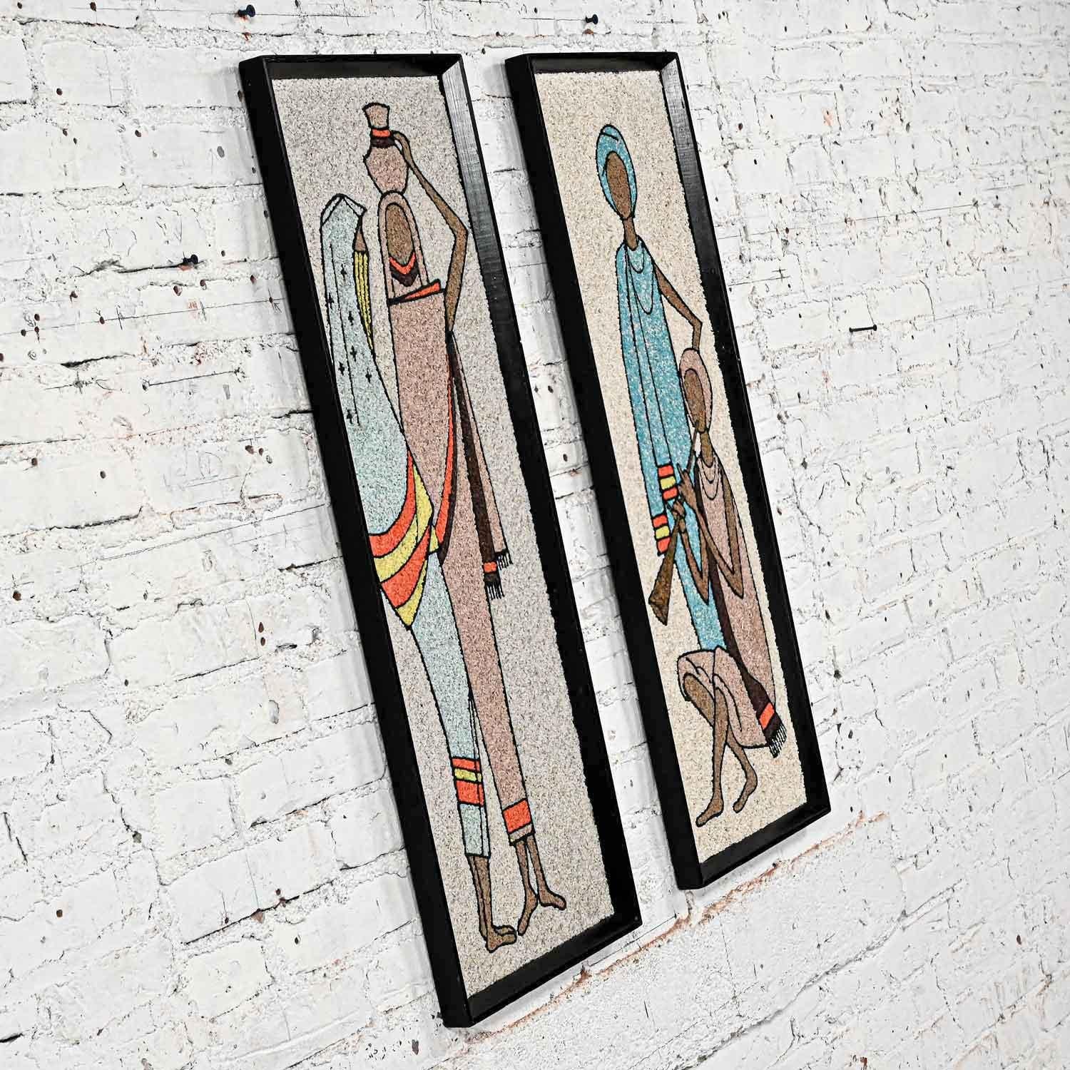 1960's Mid-Century Modern Gerahmte Kies Wand Kunst Figurale Mosaiken ein Paar im Angebot 1