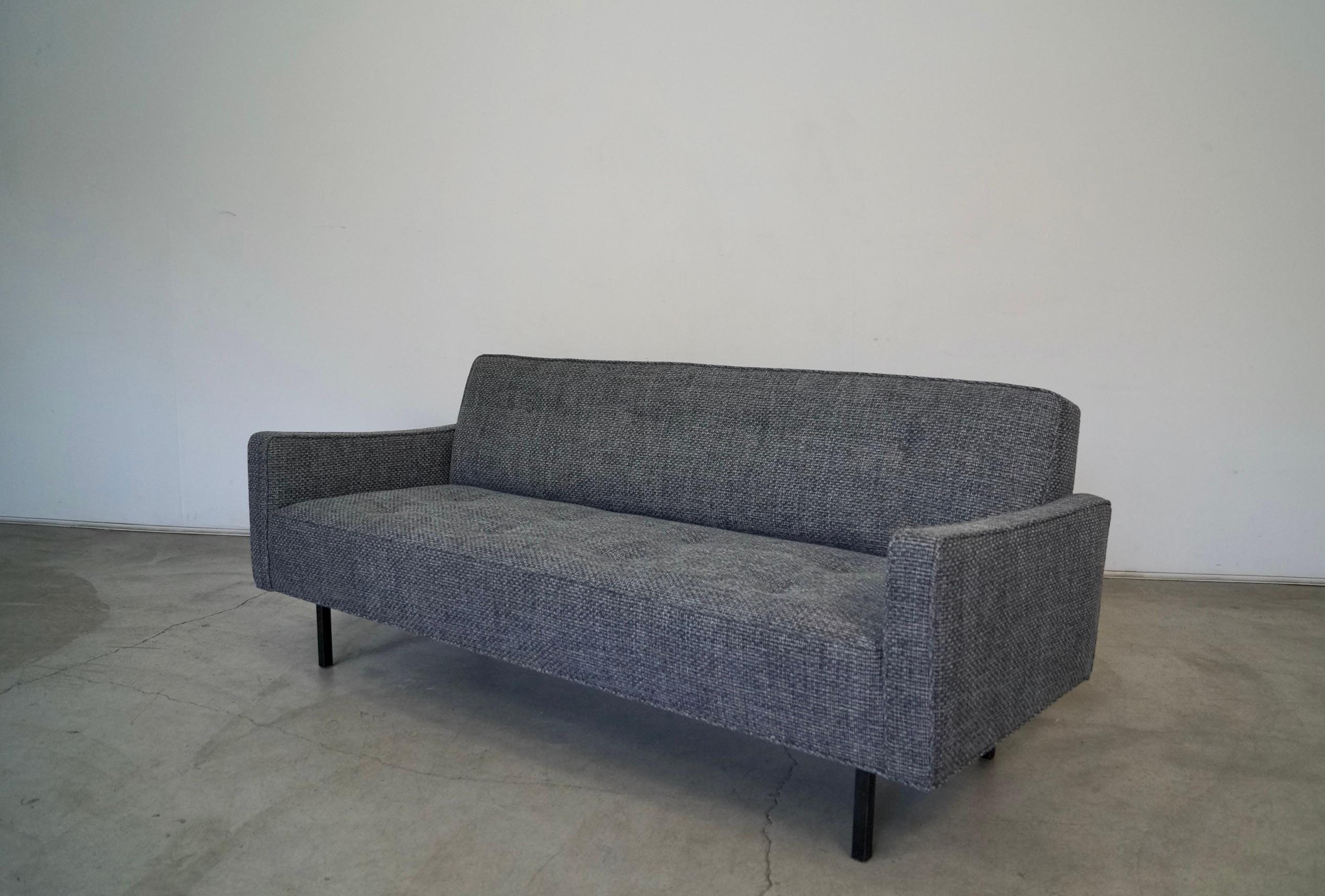 1960's Mid-Century Modern George Nelson Style Sofa In Excellent Condition For Sale In Burbank, CA