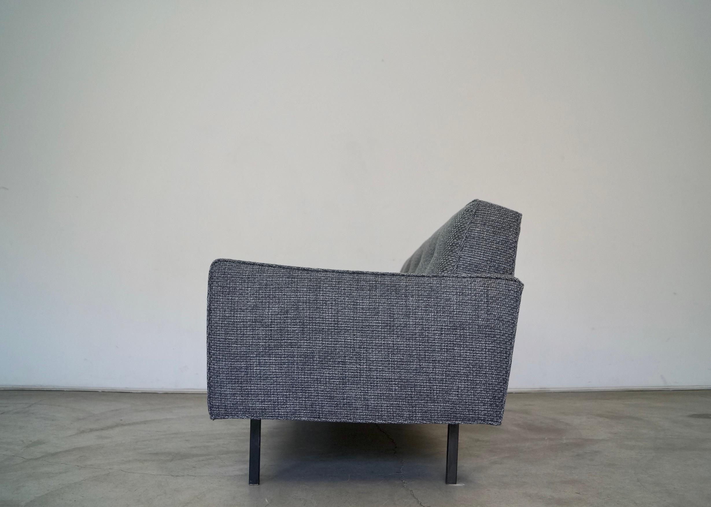 1960's Mid-Century Modern George Nelson Style Sofa (Metall) im Angebot