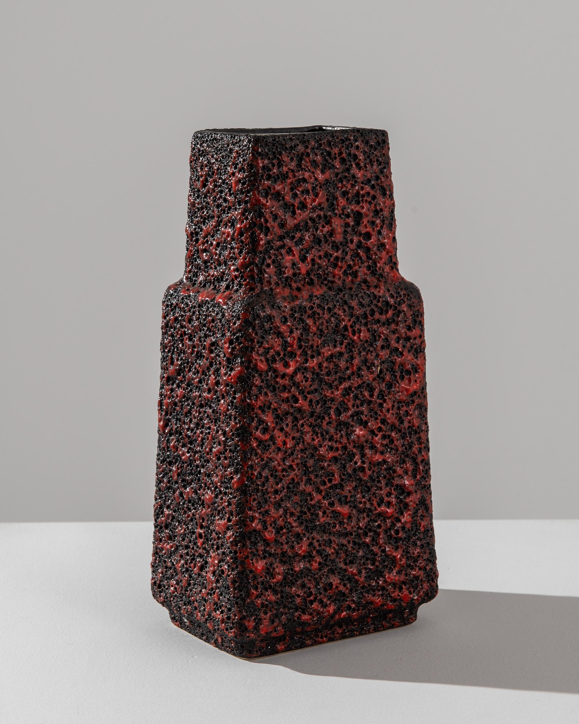 1960s Mid-Century Modern German Lava Glaze Vase For Sale 4