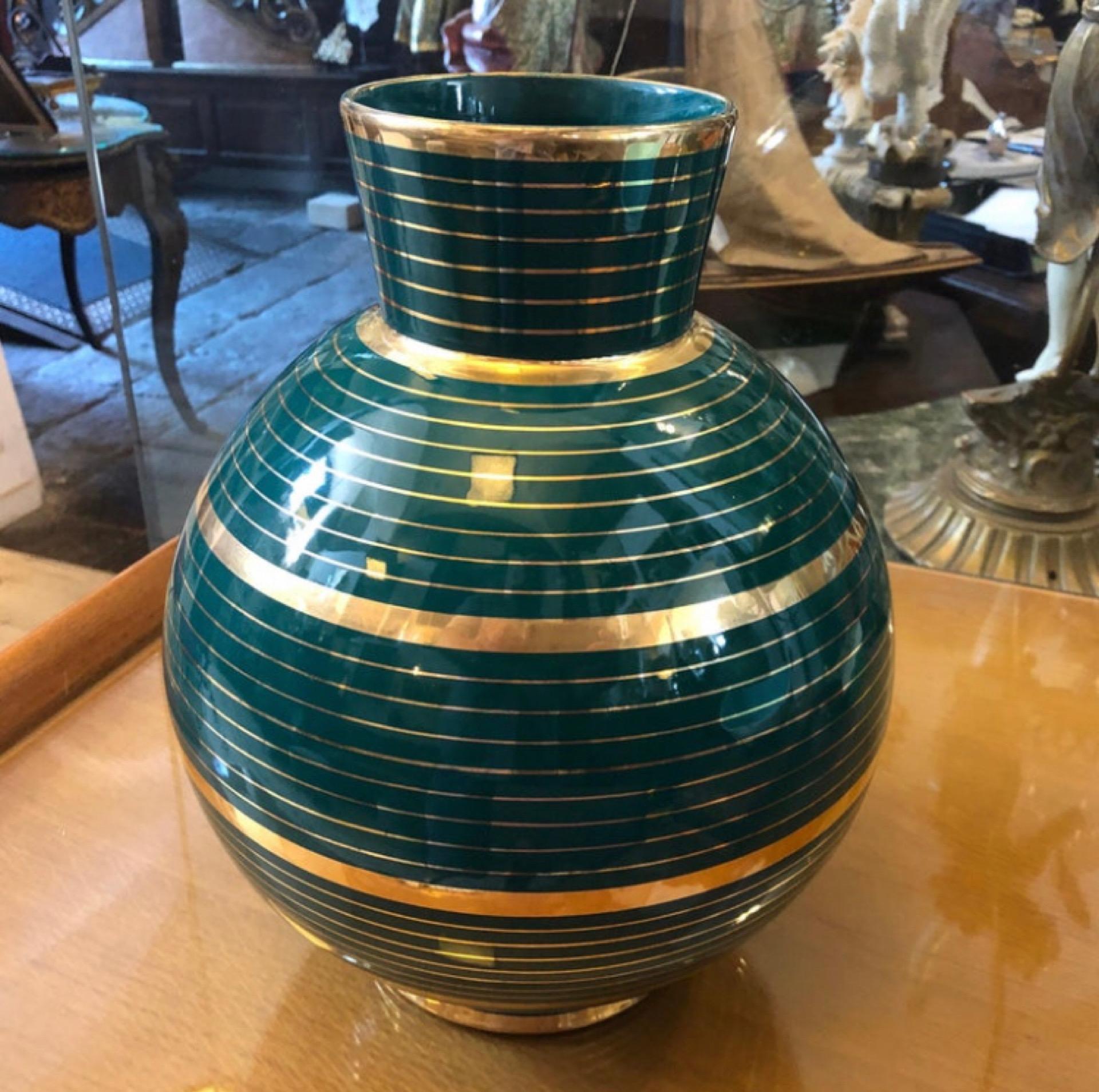 1960s Mid-Century Modern Green and Gold Ceramic Vase in the style of Giò Ponti 3