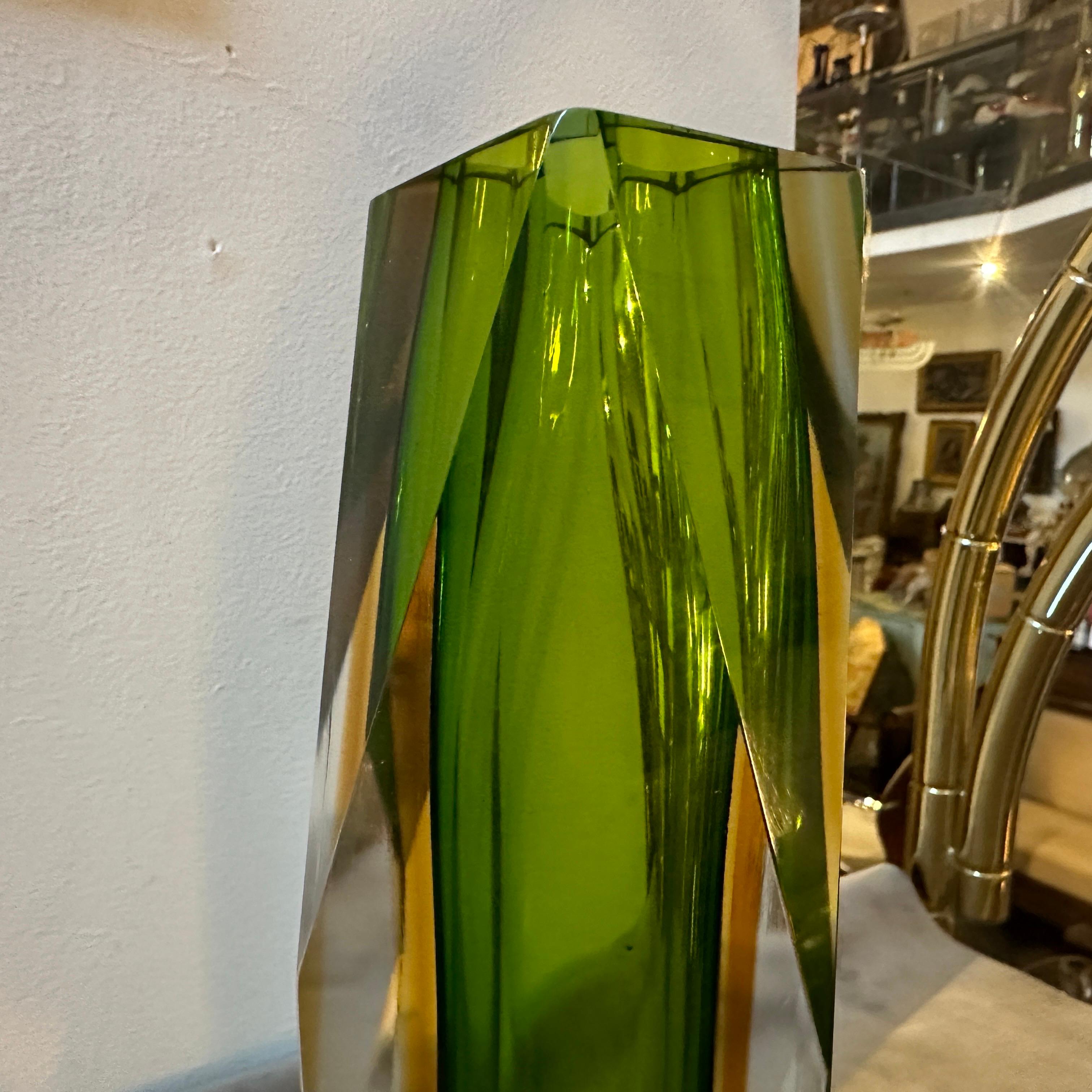 1960s Mid-Century Modern Green and Yellow Faceted Sommerso Murano Glass Vase For Sale 3