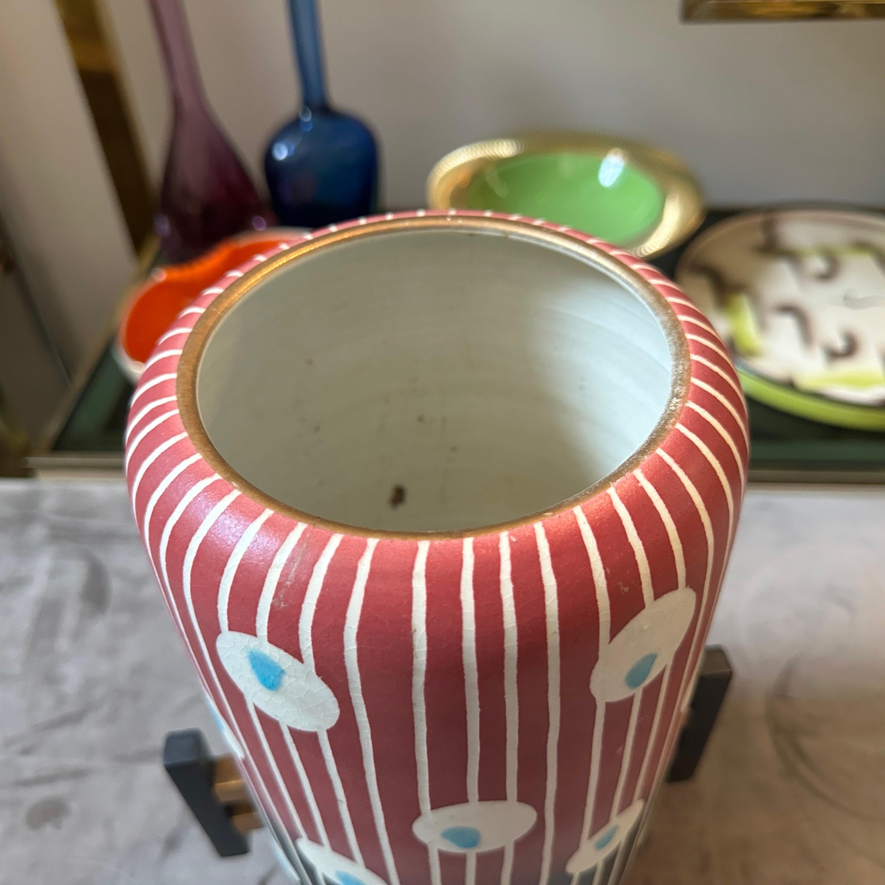 1960s Mid-Century Modern Hand-Painted Ceramic Italian Vase by Bellaria In Good Condition For Sale In Aci Castello, IT