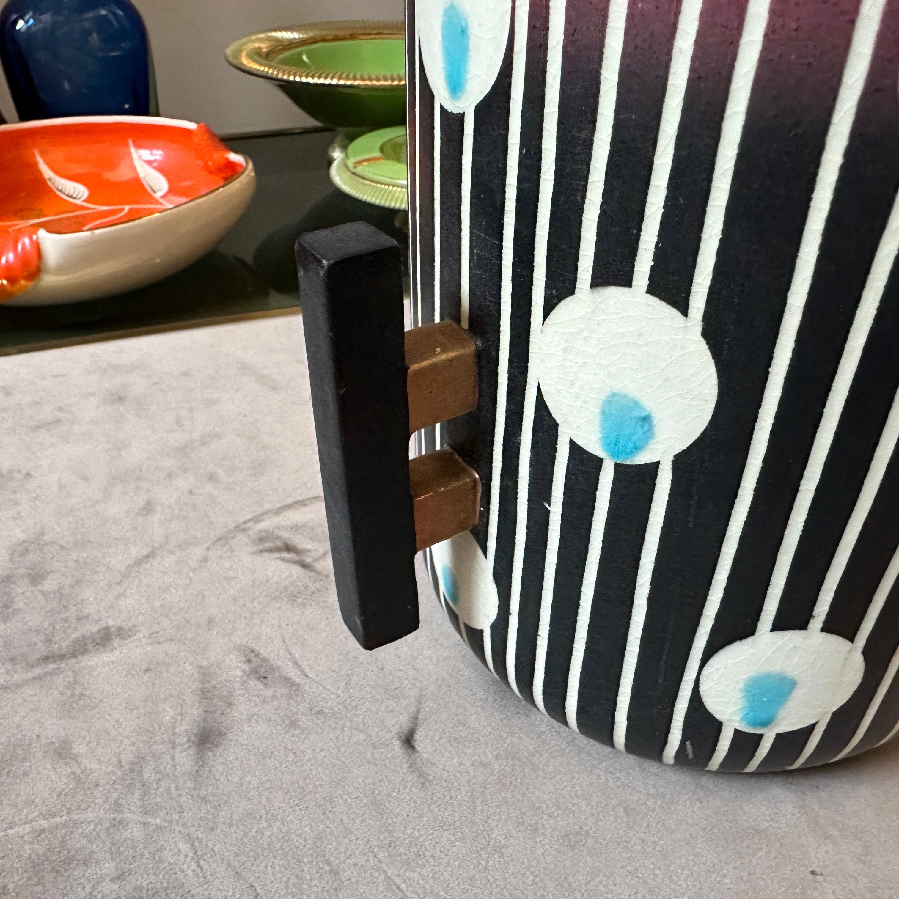 20th Century 1960s Mid-Century Modern Hand-Painted Ceramic Italian Vase by Bellaria For Sale