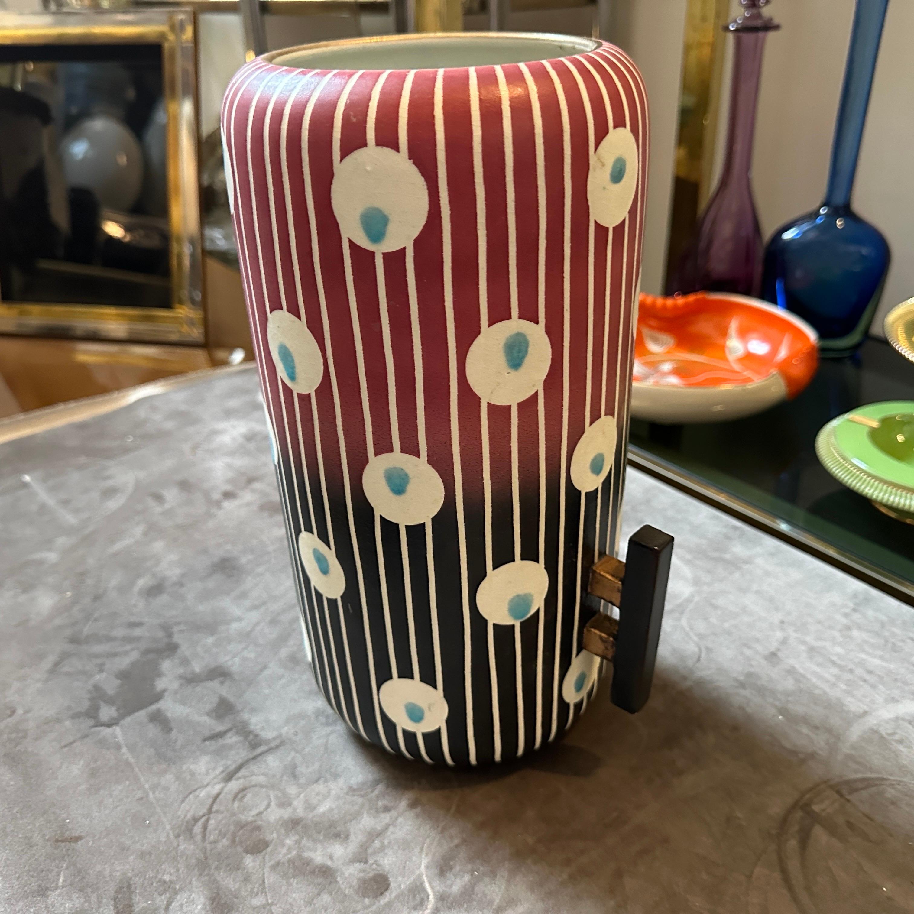 1960s Mid-Century Modern Hand-Painted Ceramic Italian Vase by Bellaria For Sale 3