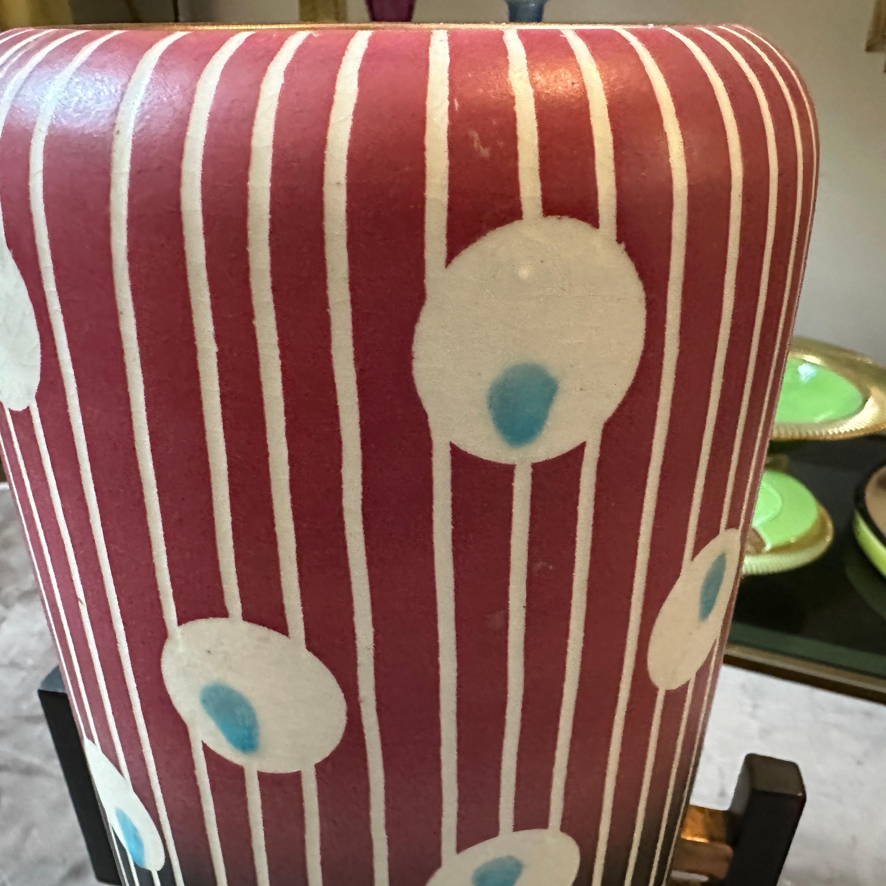 1960s Mid-Century Modern Hand-Painted Ceramic Italian Vase by Bellaria For Sale 4