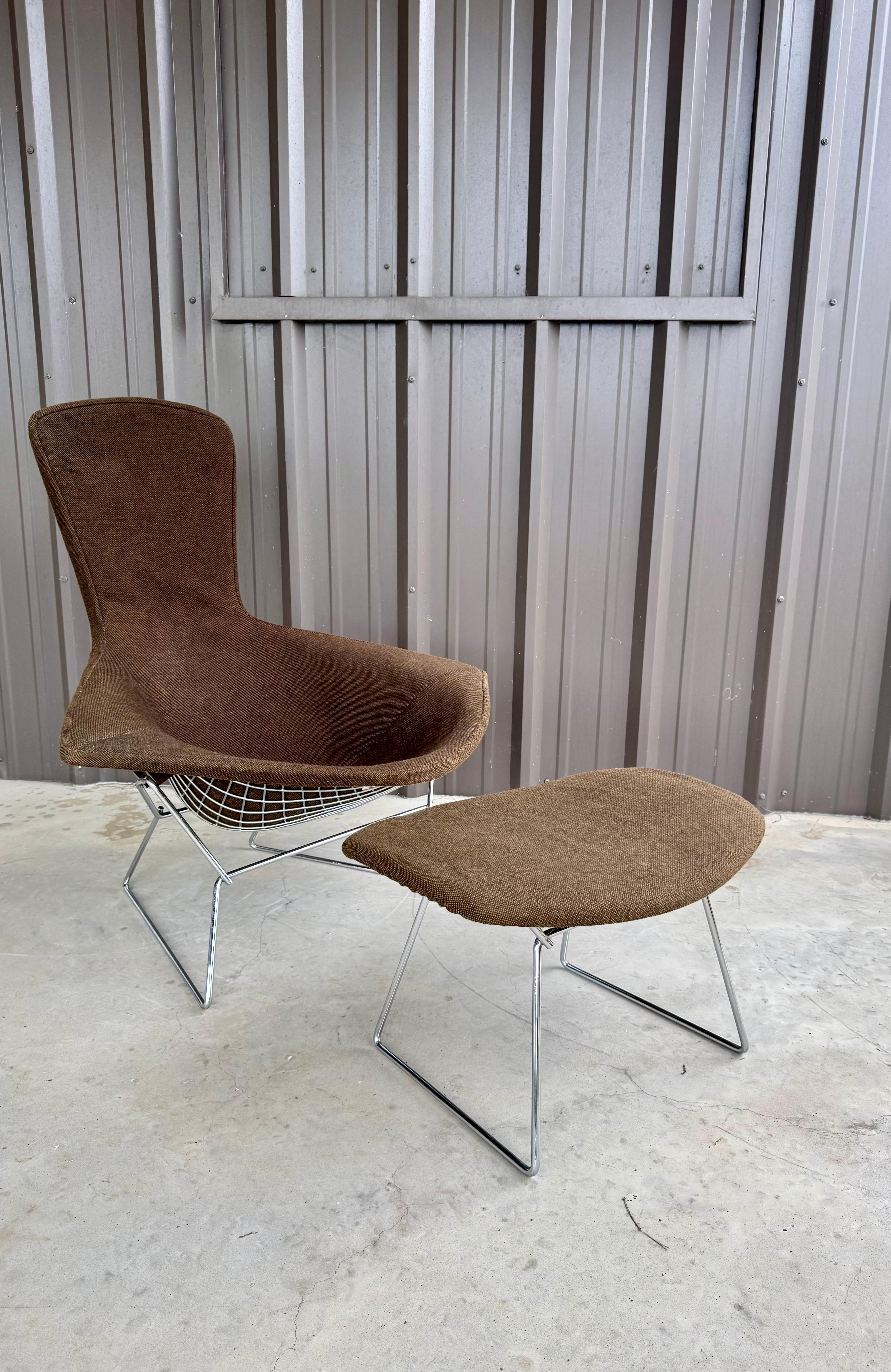 1960s Mid Century Modern Harry Bertoia Knoll Brown Chrome Bird Chair & Ottoman For Sale 3