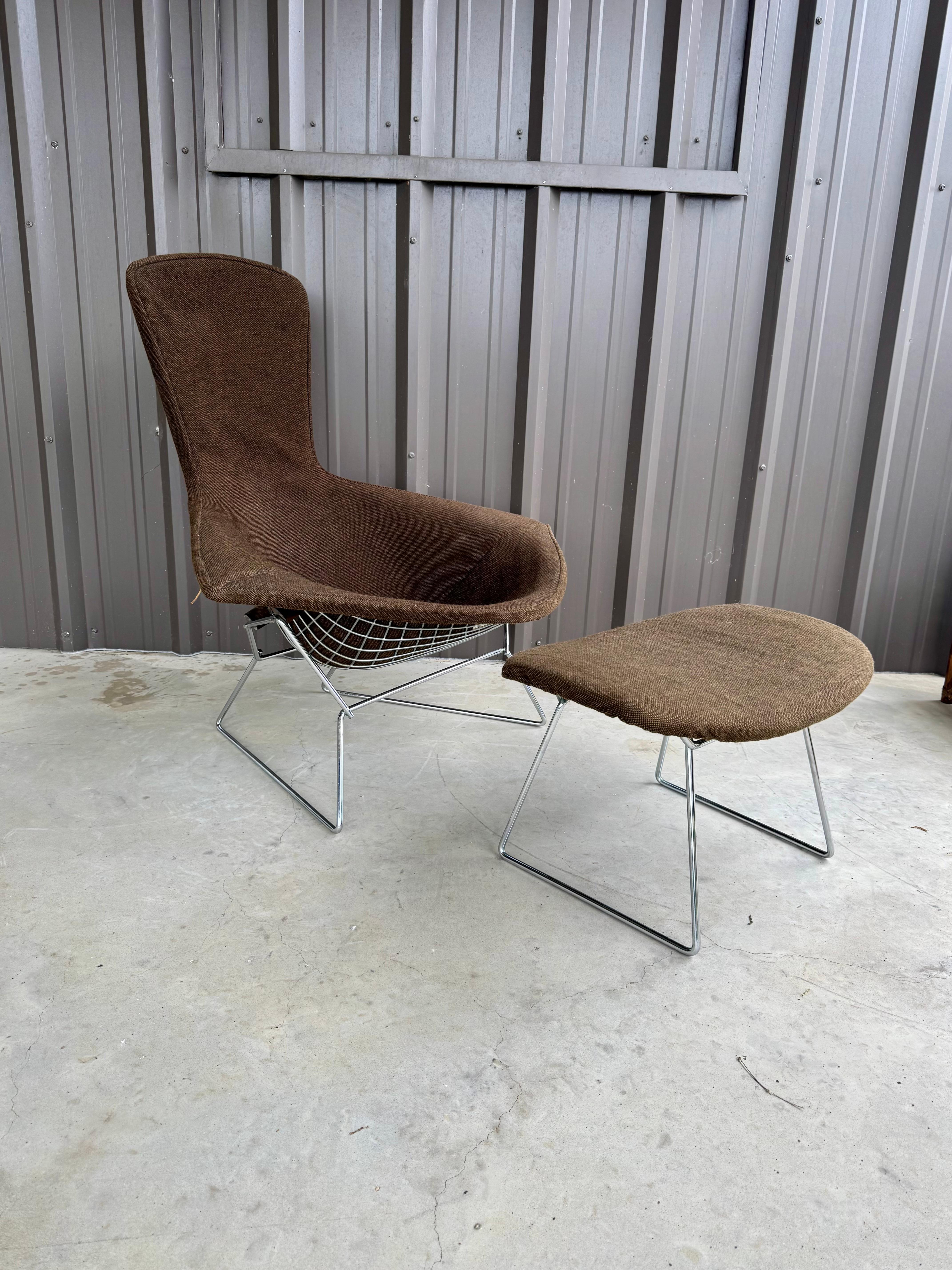 Mid-Century Modern 1960s Mid Century Modern Harry Bertoia Knoll Brown Chrome Bird Chair & Ottoman For Sale