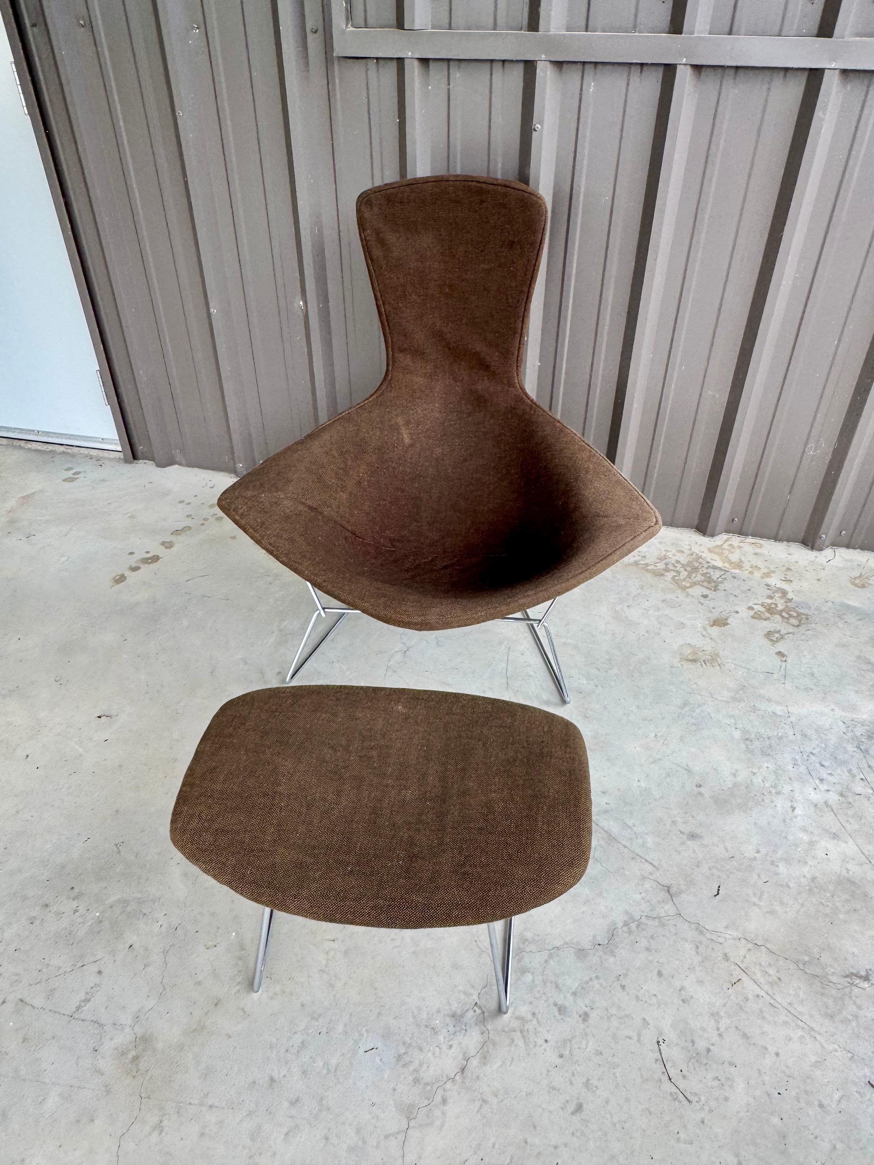 American 1960s Mid Century Modern Harry Bertoia Knoll Brown Chrome Bird Chair & Ottoman For Sale