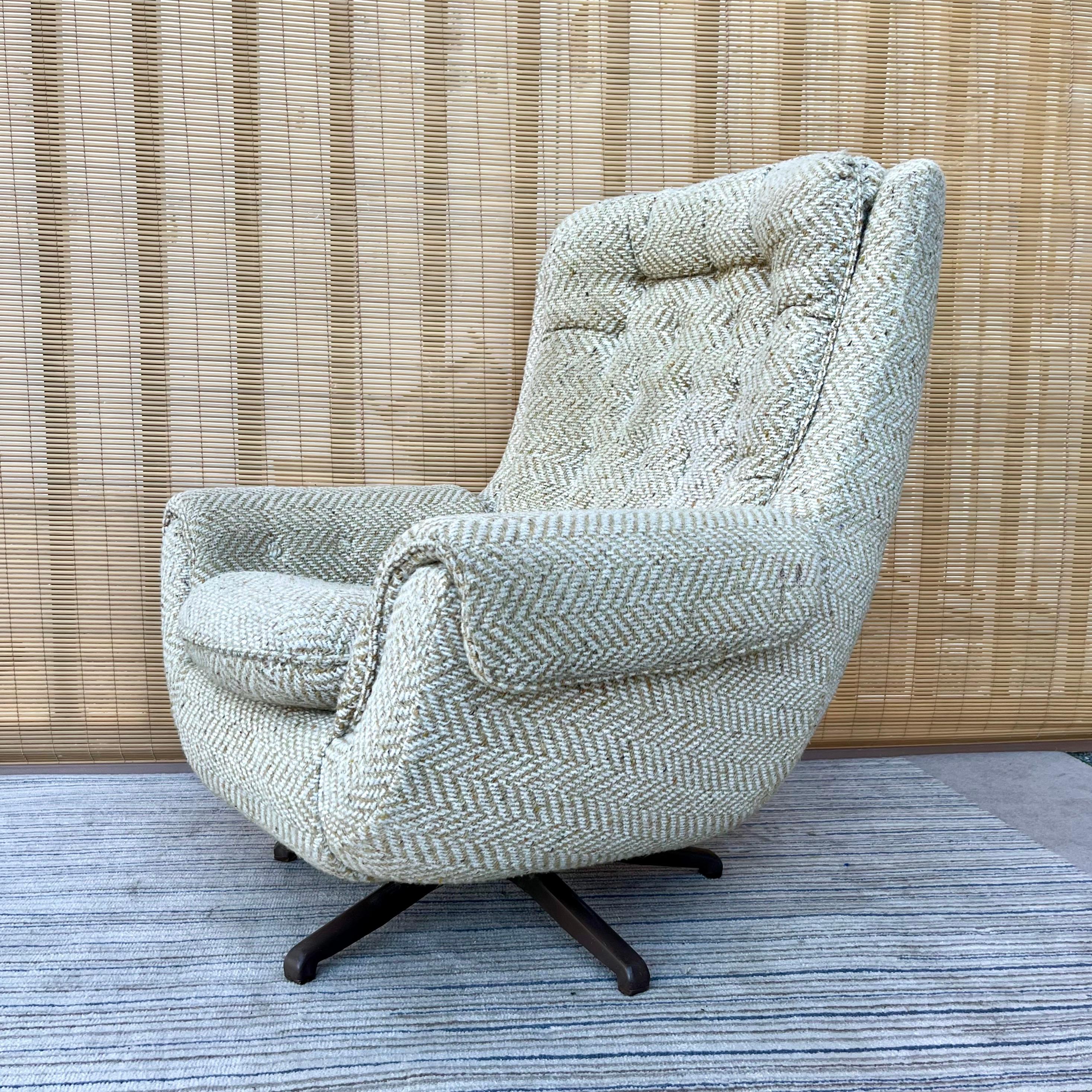1960s swivel egg chair
