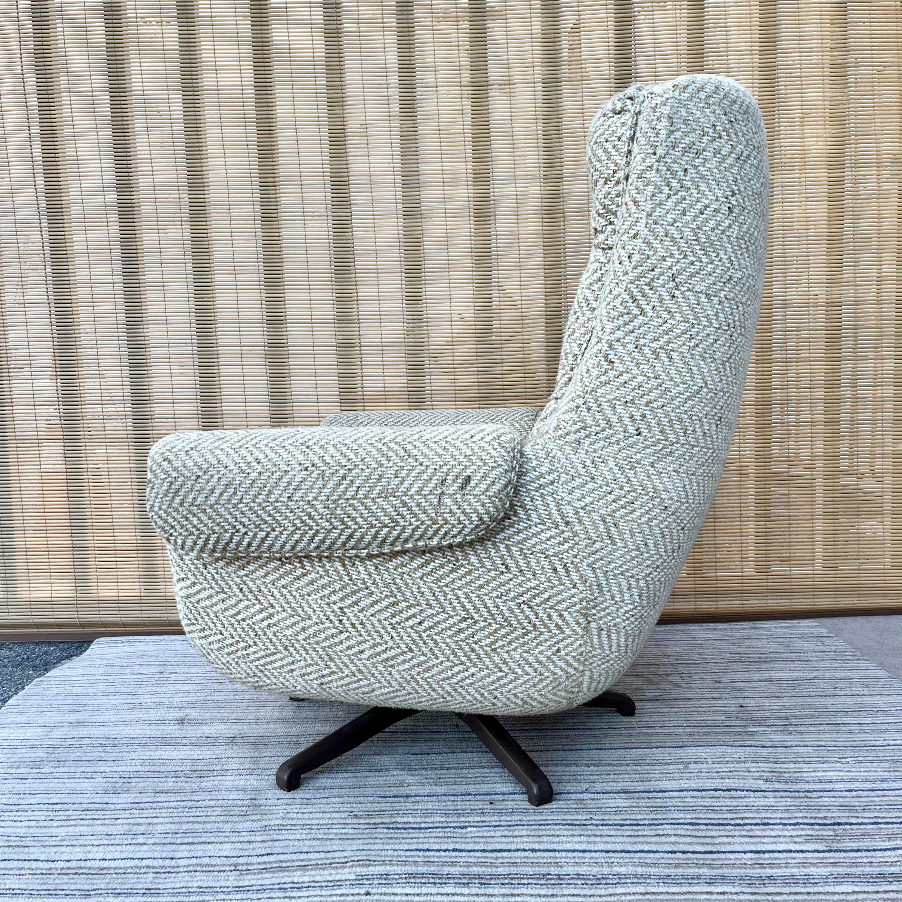 1960 egg chair