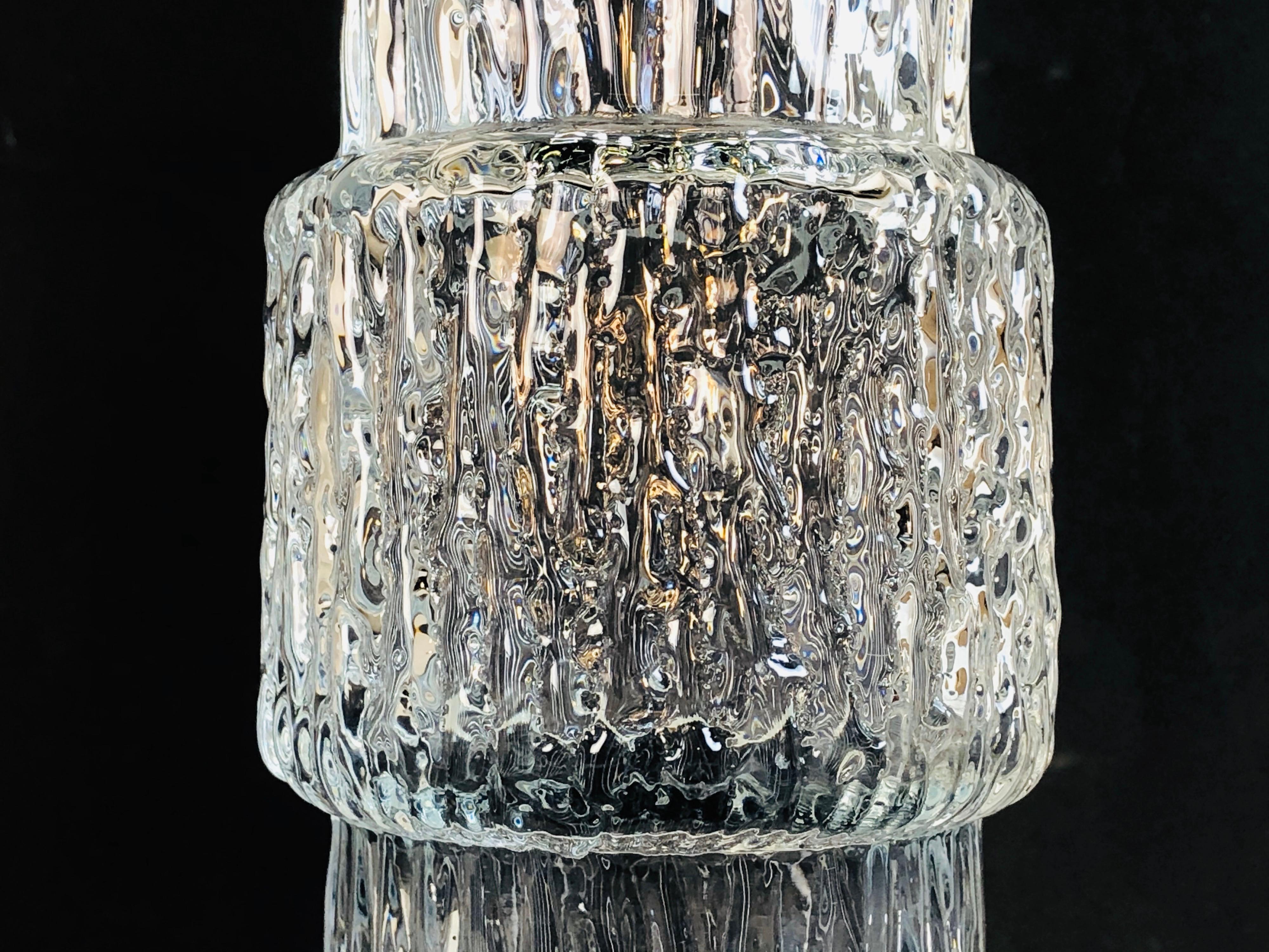 Moderne Iittala-Vase aus strukturiertem Glas, Mid-Century Modern, 1960er Jahre (Finnisch) im Angebot