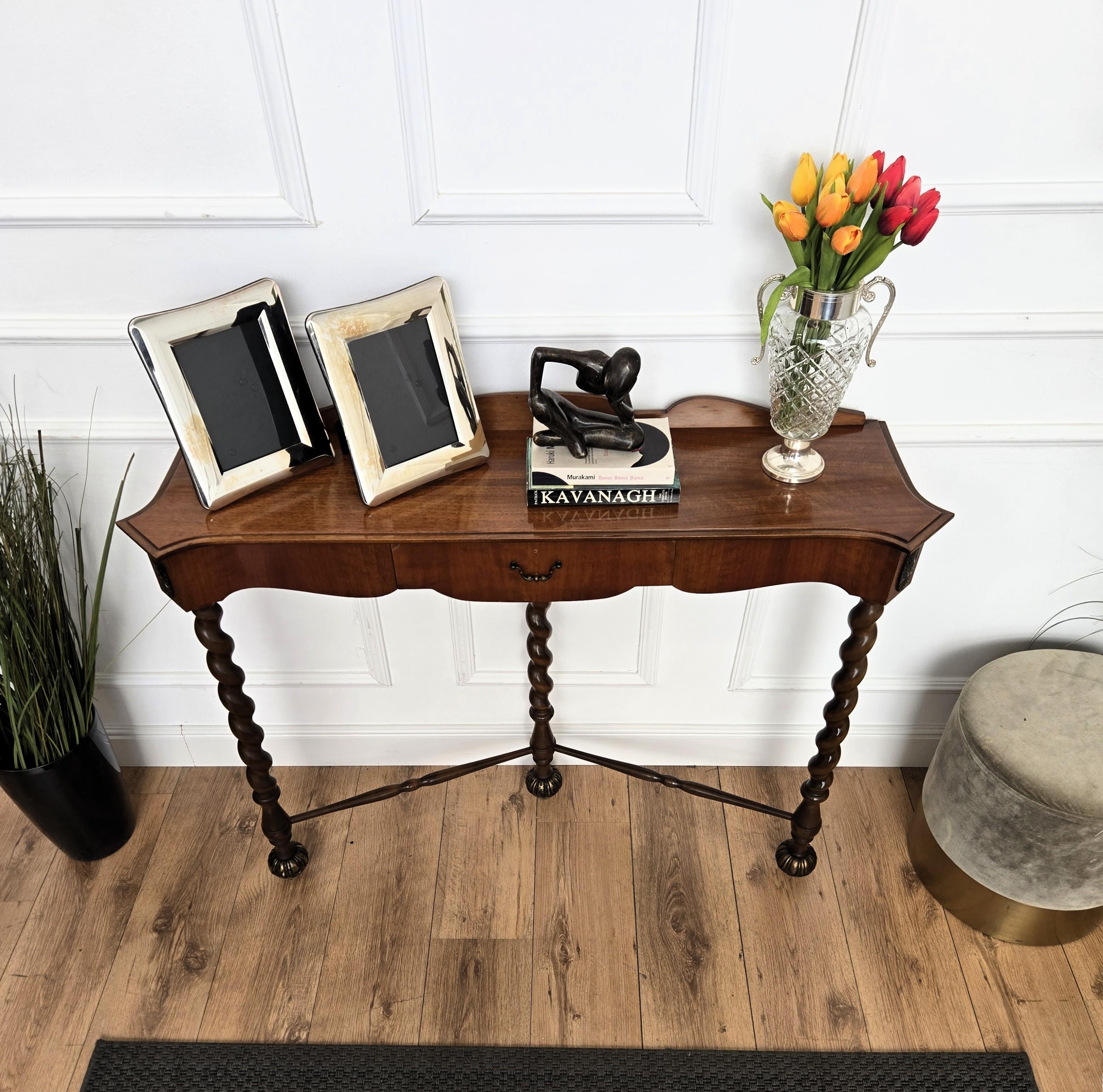 1960s Mid-Century Modern Italian Barley Twisted Wood Wall Console Table In Good Condition For Sale In Carimate, Como