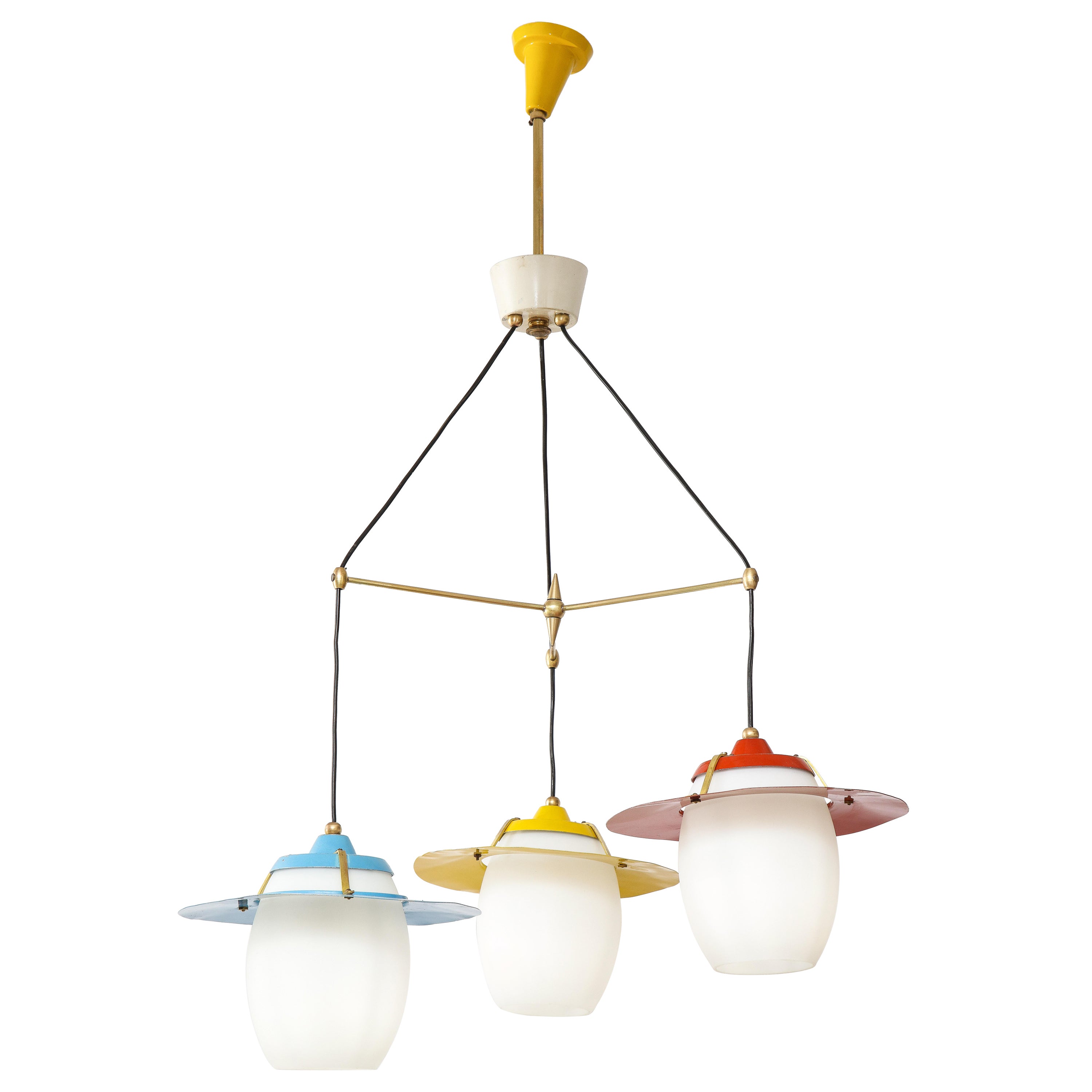 Lampadario italiano di metà secolo moderno in ottone e vetro degli anni '60