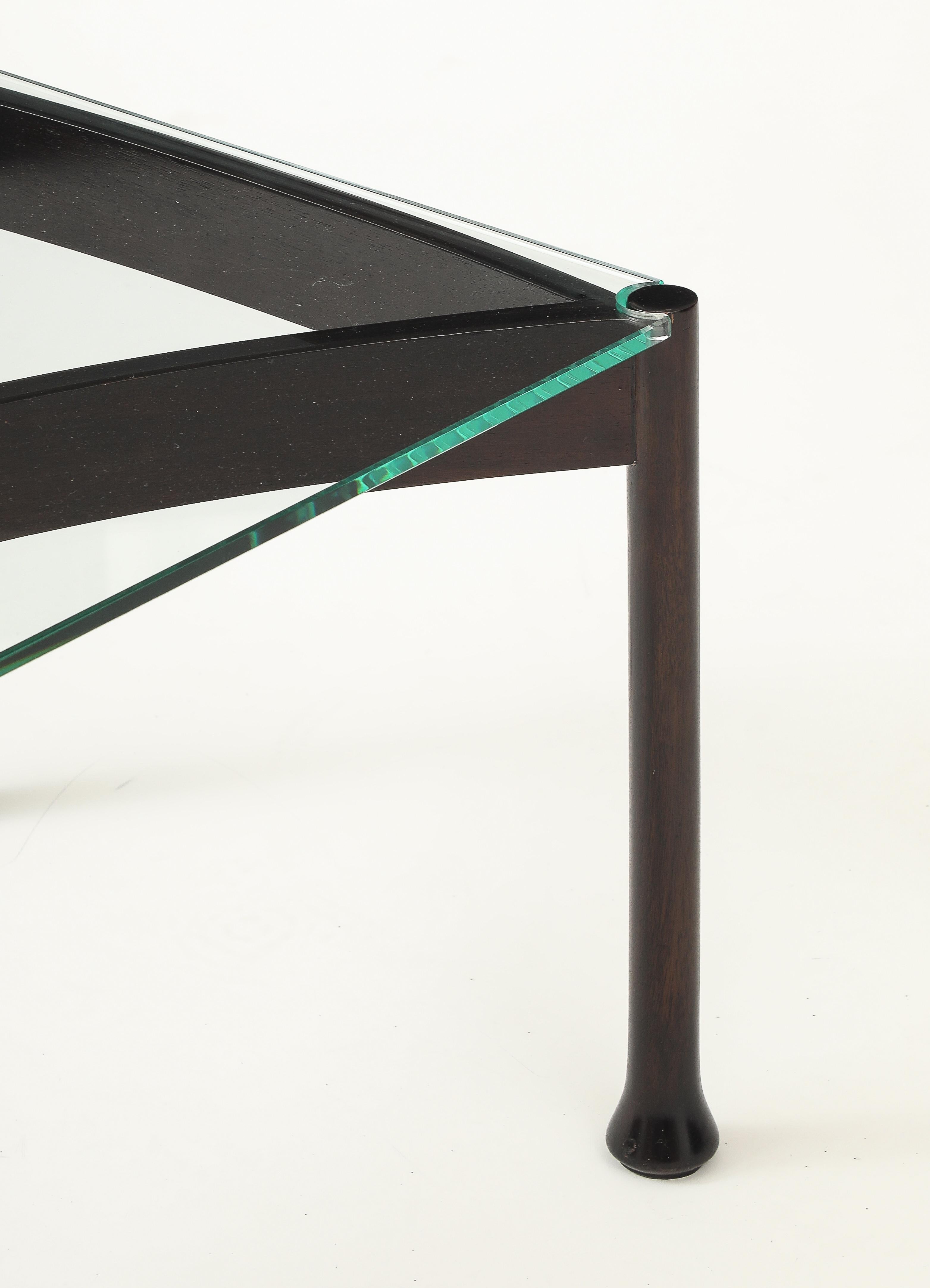 Table basse italienne mi-siècle moderne des années 1960 avec plateau en verre en vente 6