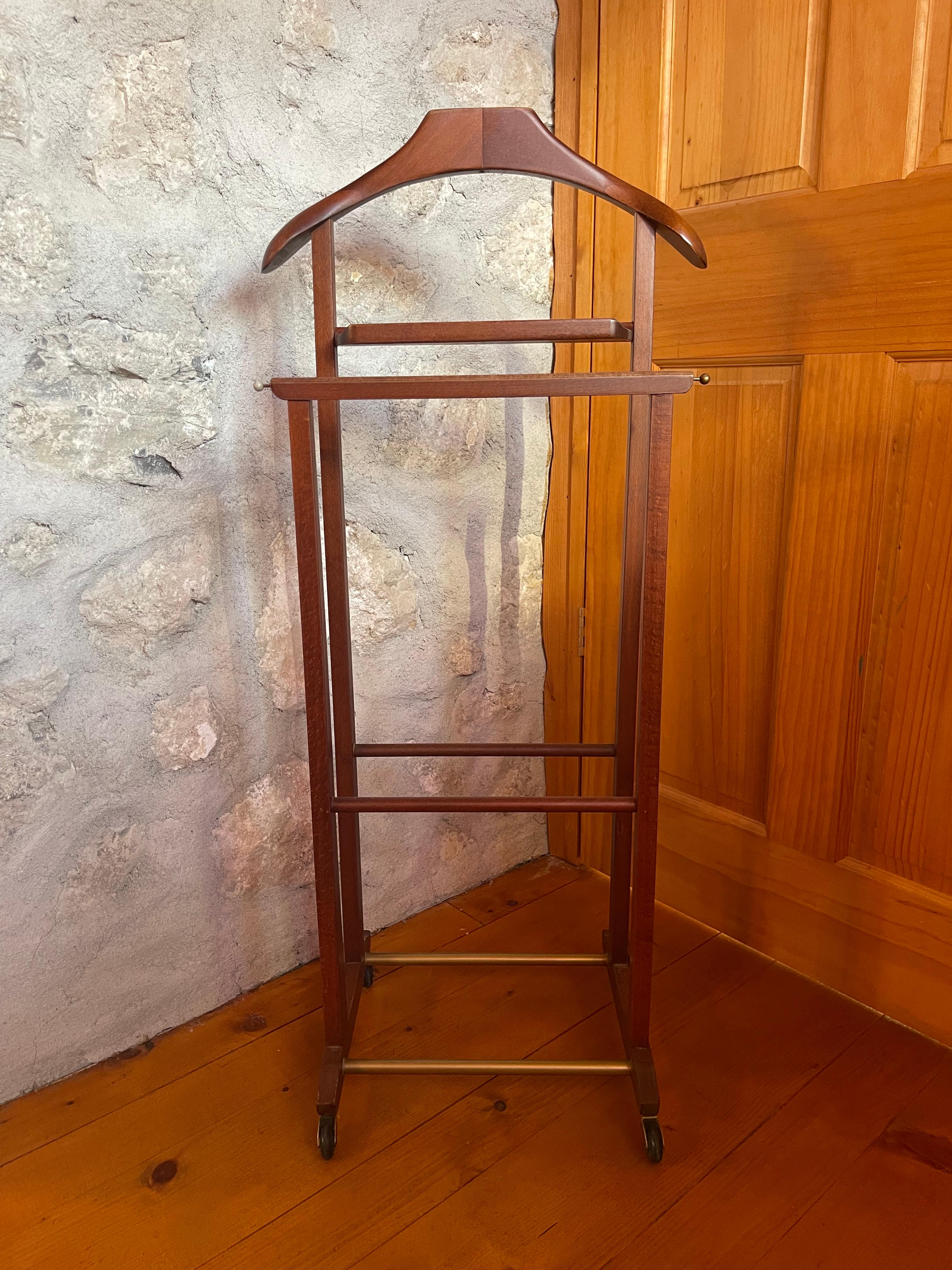Italienischer Gentleman Valet von Fratelli Reguitti, Mid-Century Modern, 1960er Jahre (Moderne der Mitte des Jahrhunderts)