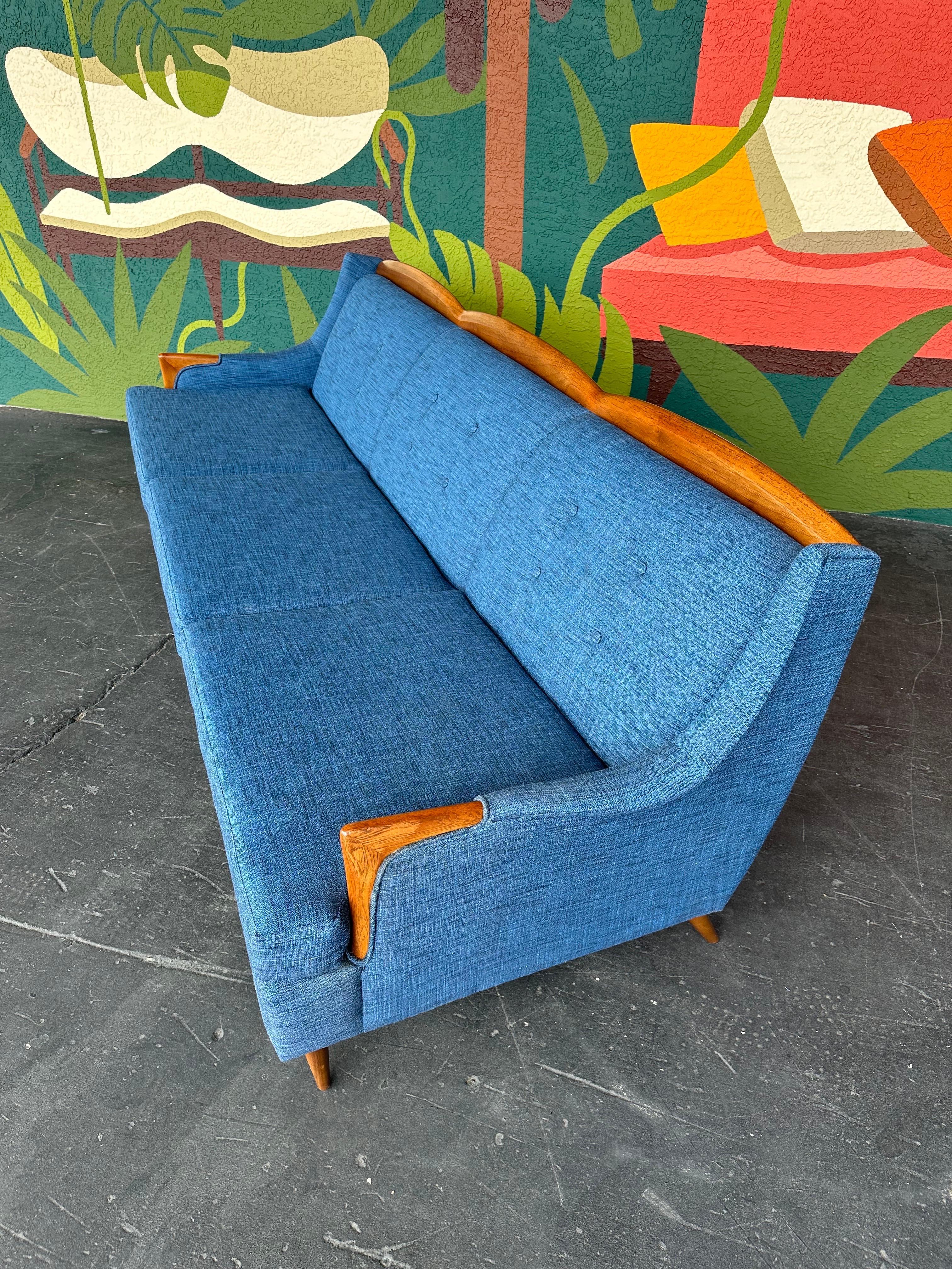 American Mid Century Modern Kroehler Avant Fully Restored Sofa
