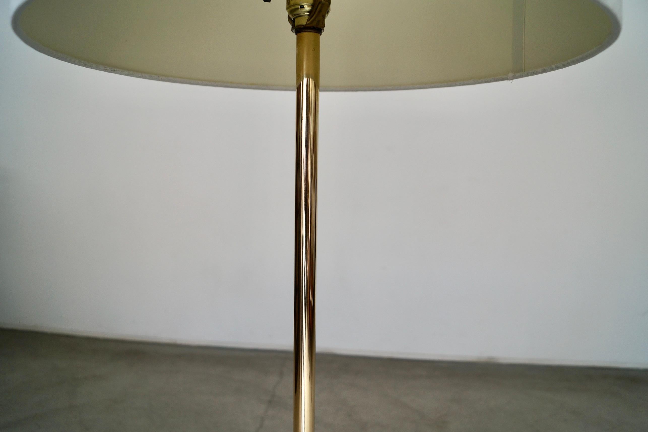 1960's Mid-Century Modern Laurel Lighting Tulip Brass & Smoked Glass Floor Lamp For Sale 6