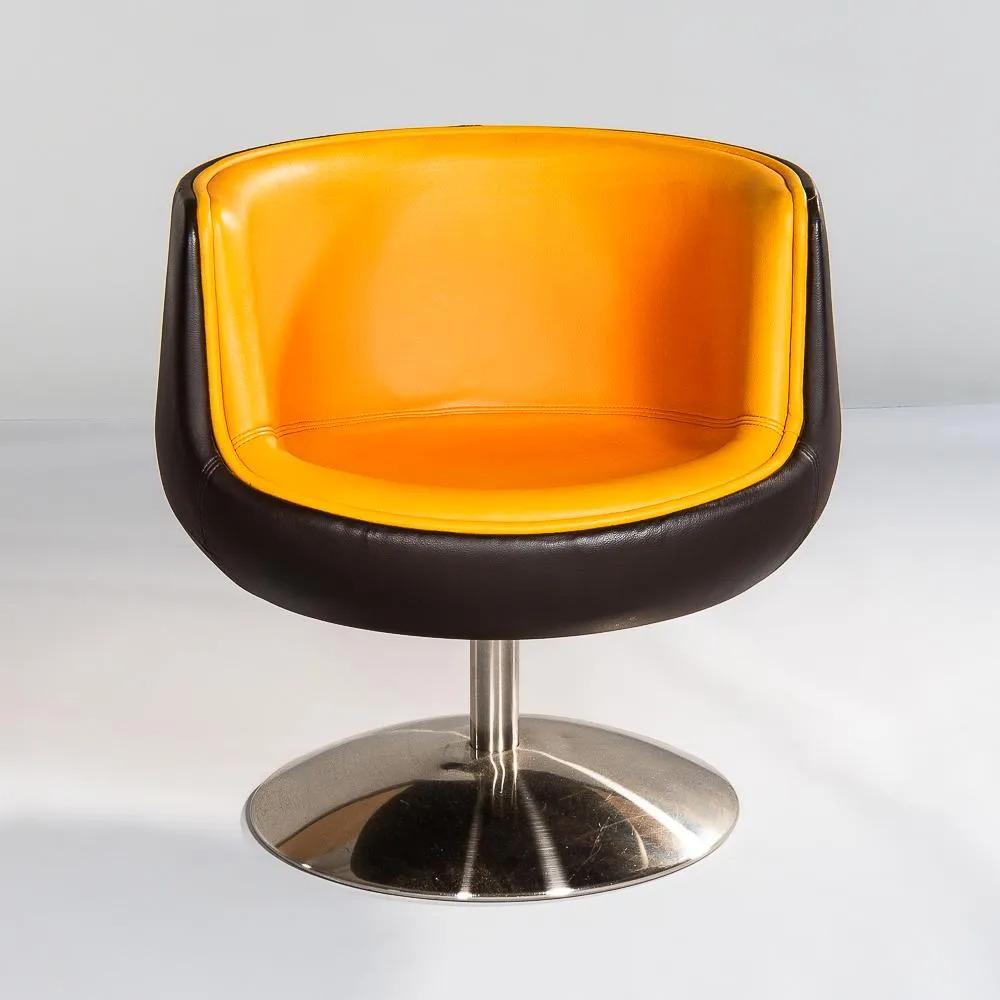 1960s Mid-Century Modern leather swivel chair,
Probably American,
1965

The 1960s Leather swivel lounge chair has a stainless steel domed circular base with a thin steel column supporting the seat. The outer portion of the chair is chocolate