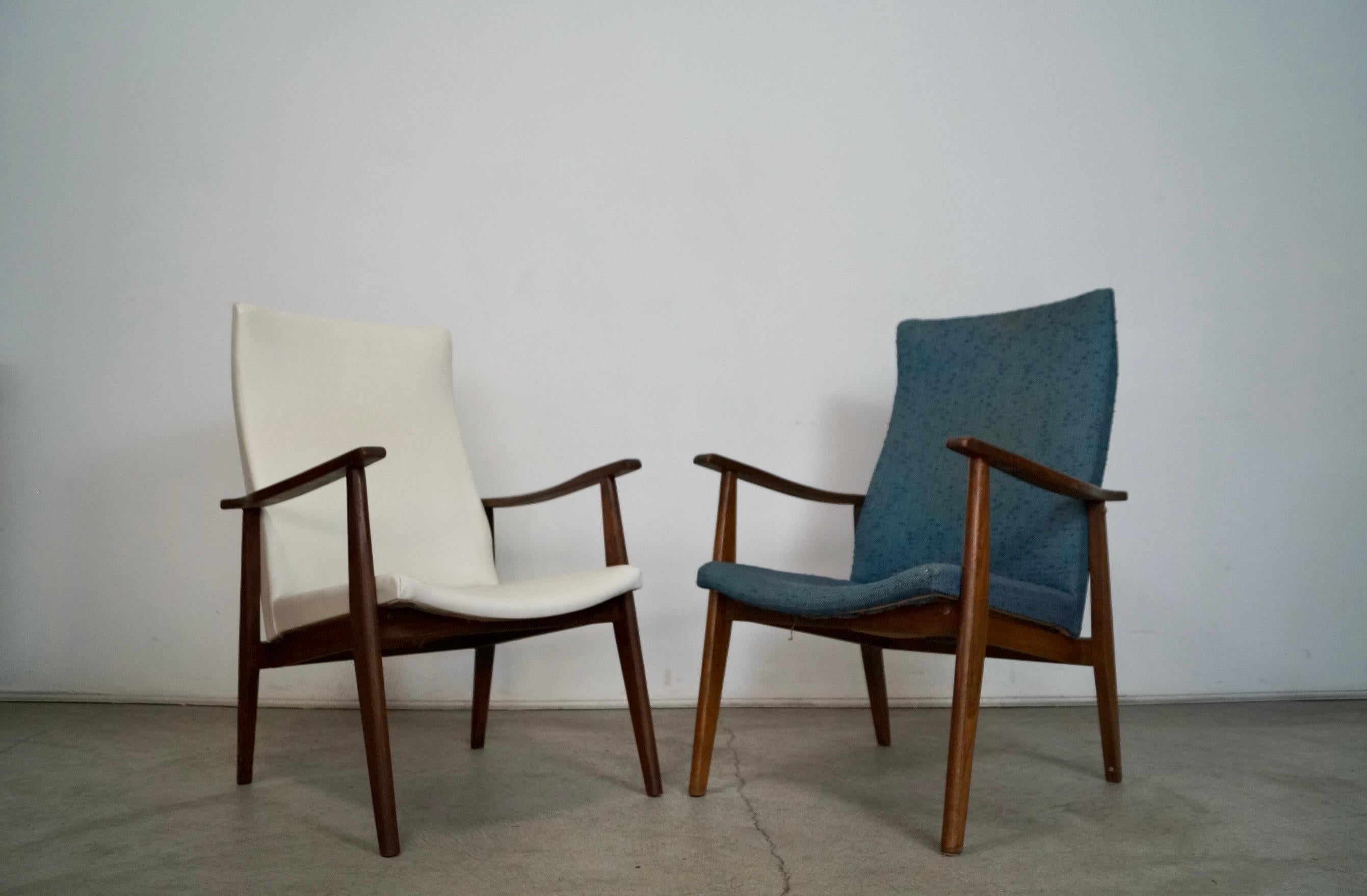 1960's Mid-Century Modern Lounge Armchairs - a Pair For Sale 6