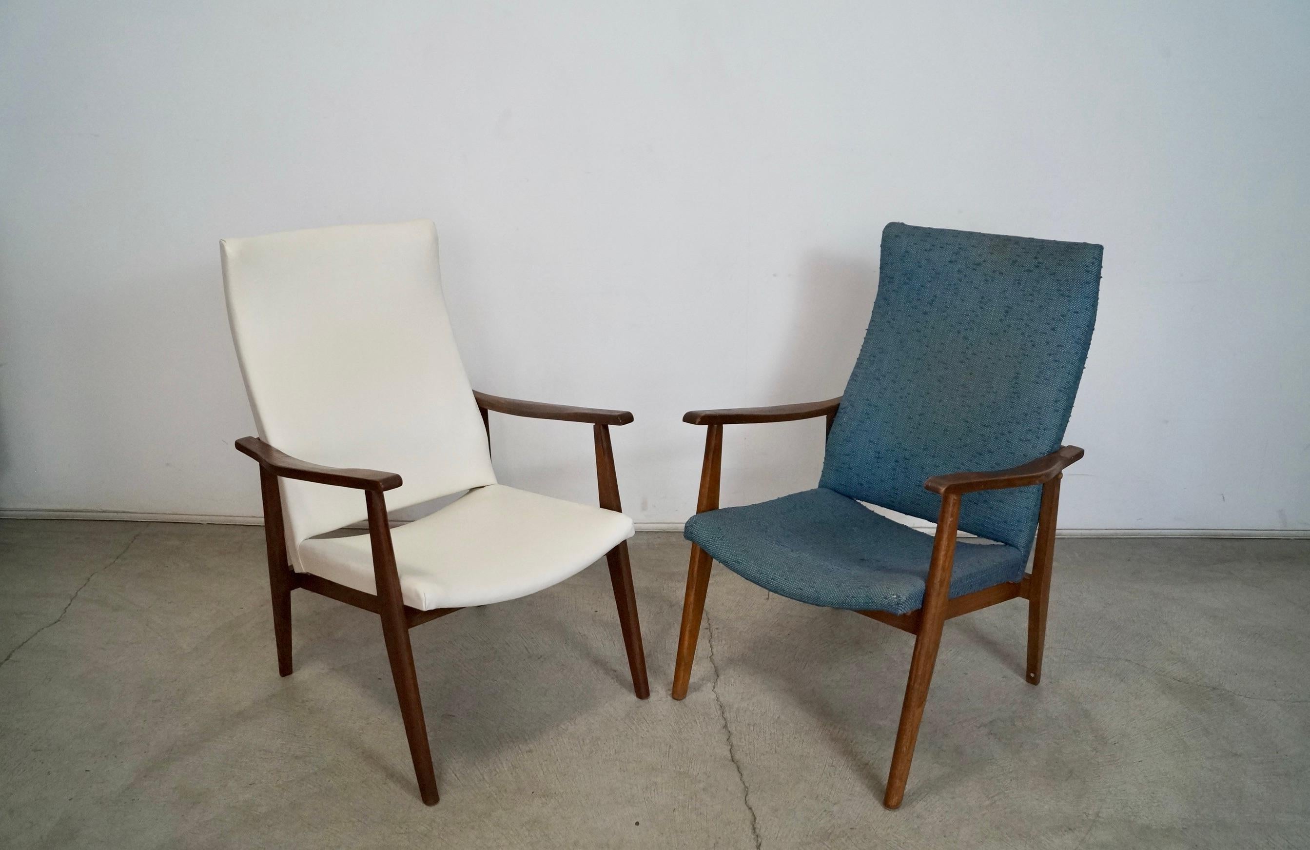 1960's Mid-Century Modern Lounge Armchairs - a Pair For Sale 7