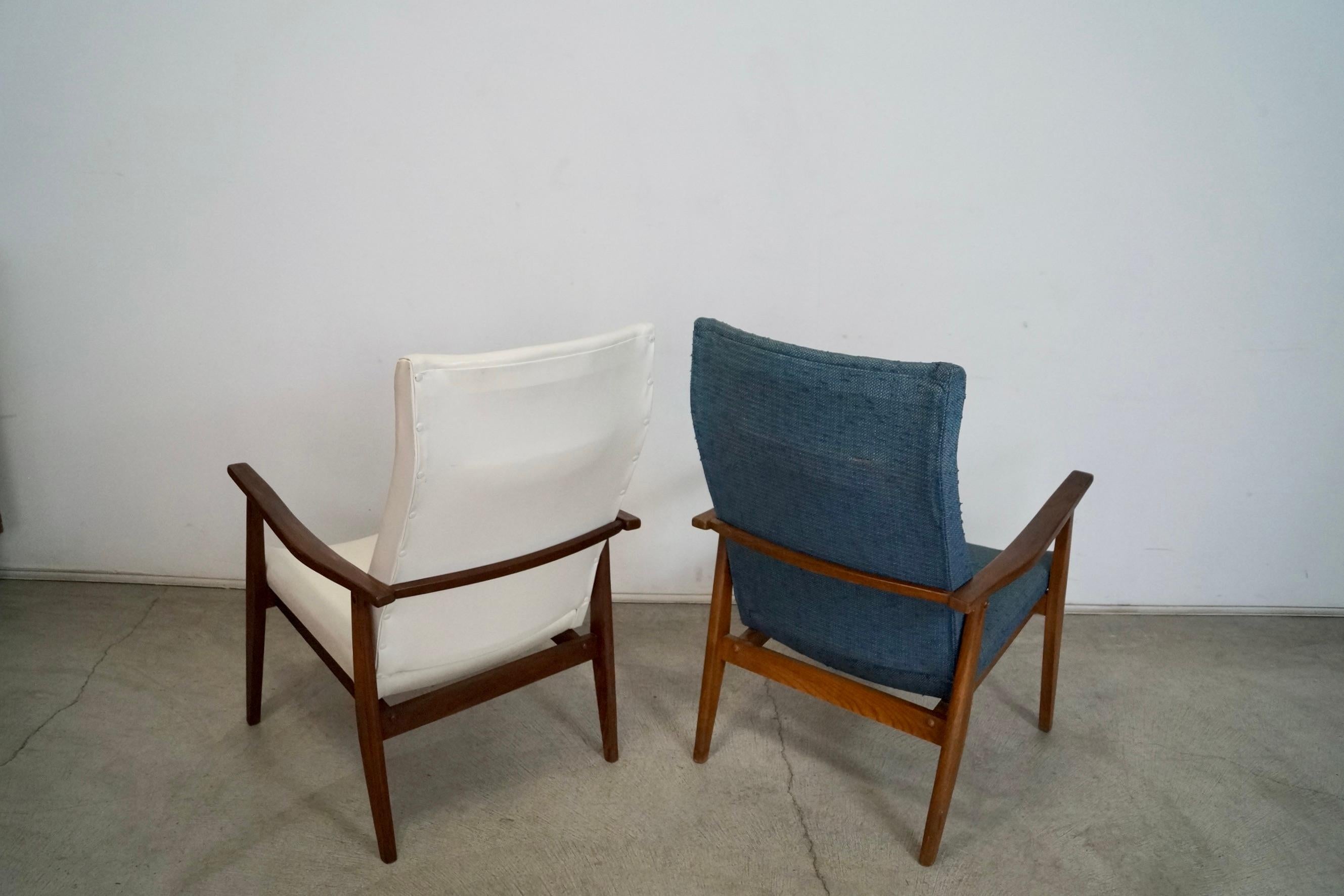 1960's Mid-Century Modern Lounge Armchairs - a Pair For Sale 1
