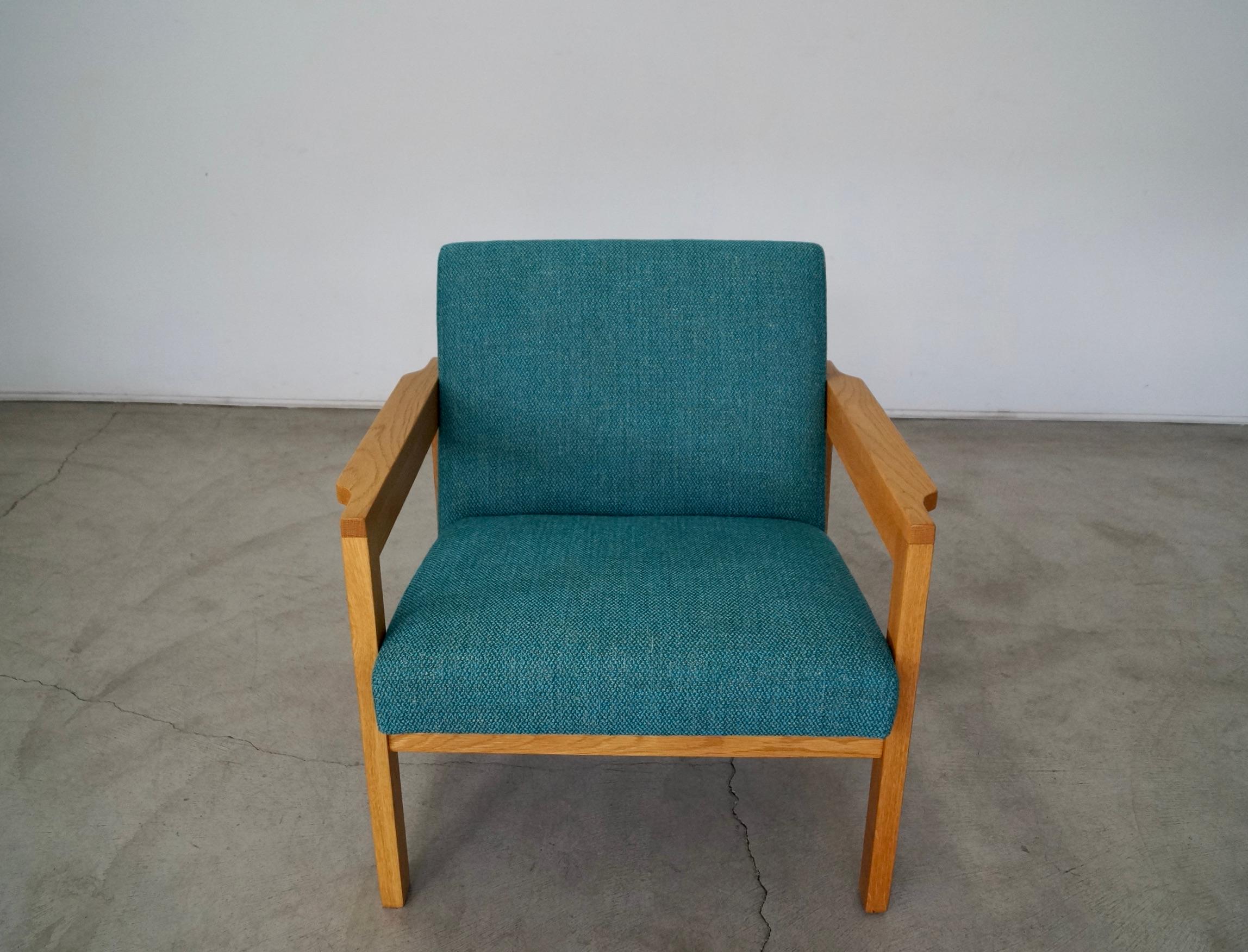 Silla de salón moderna de mediados de siglo de 1960 Moderno de mediados de siglo en venta