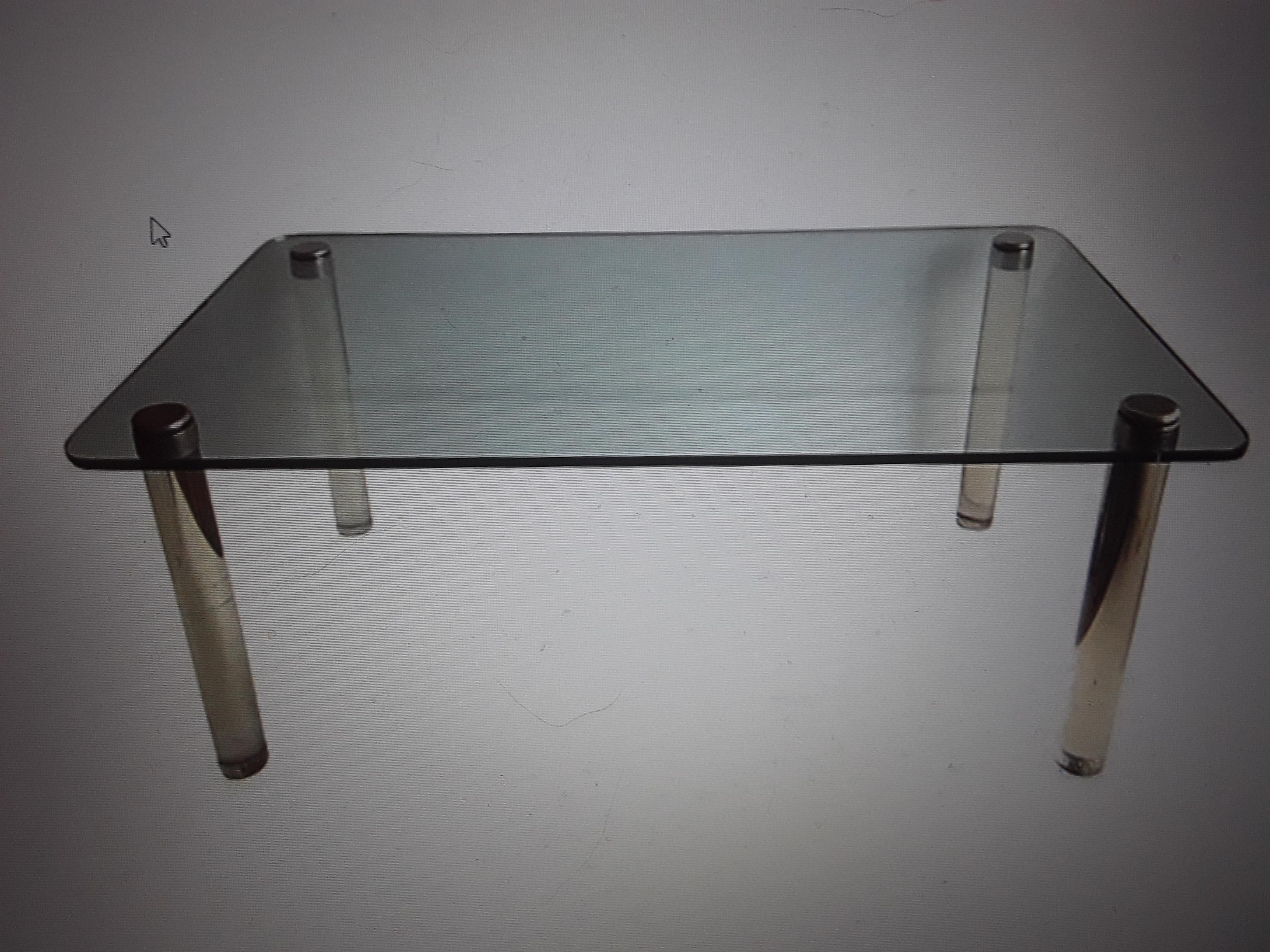 1960's Mid Century Modern Lucite and Glass Dining Table For Sale 4